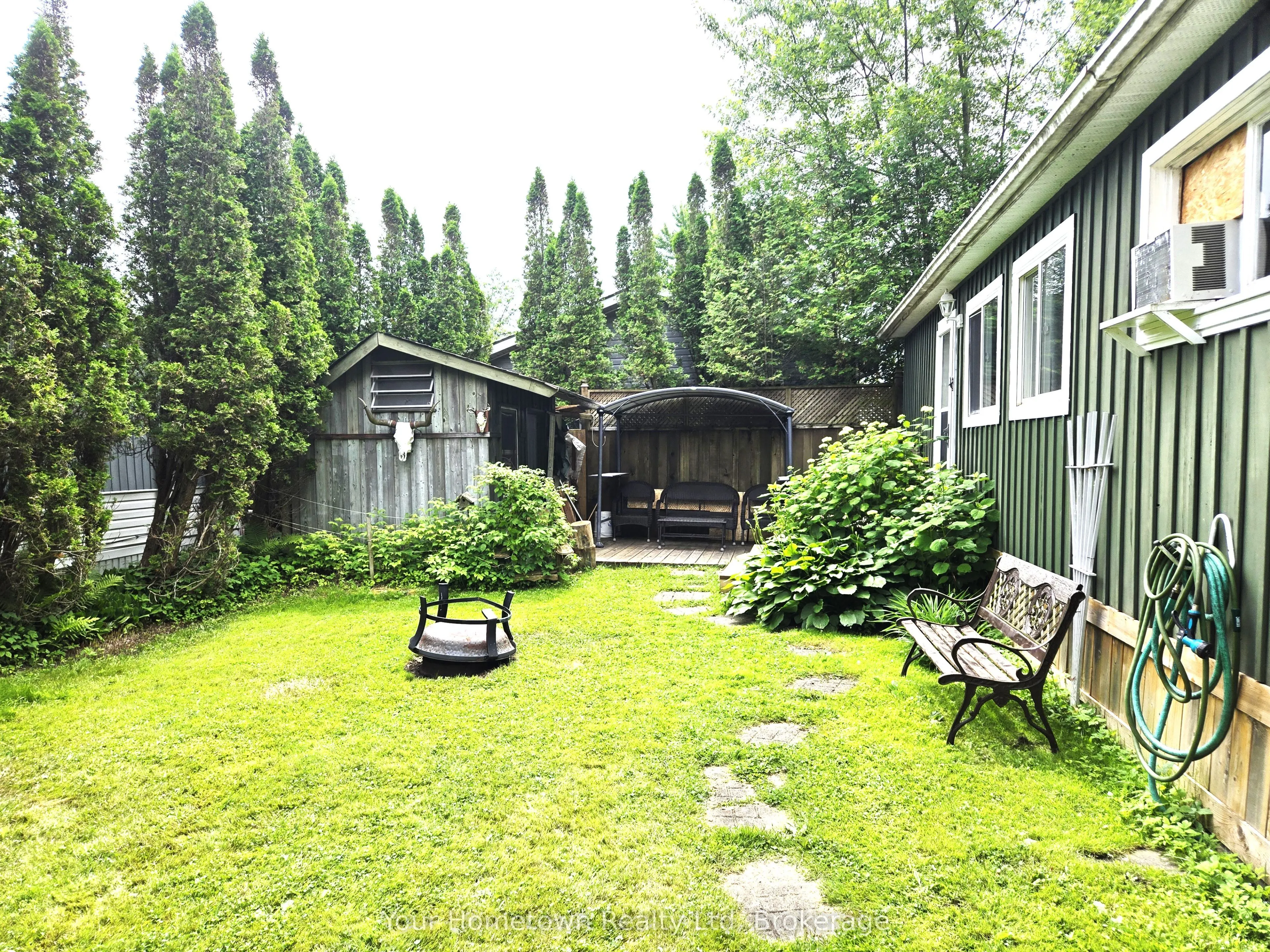 127 Cedar Crescent