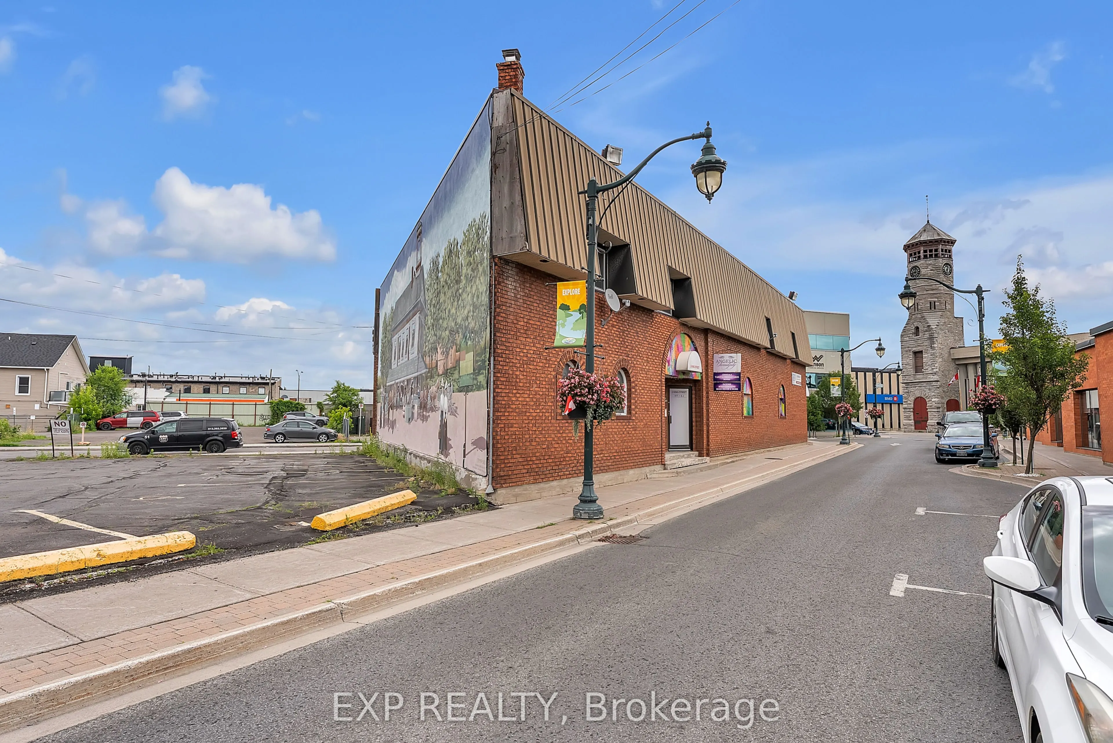 2 King Street