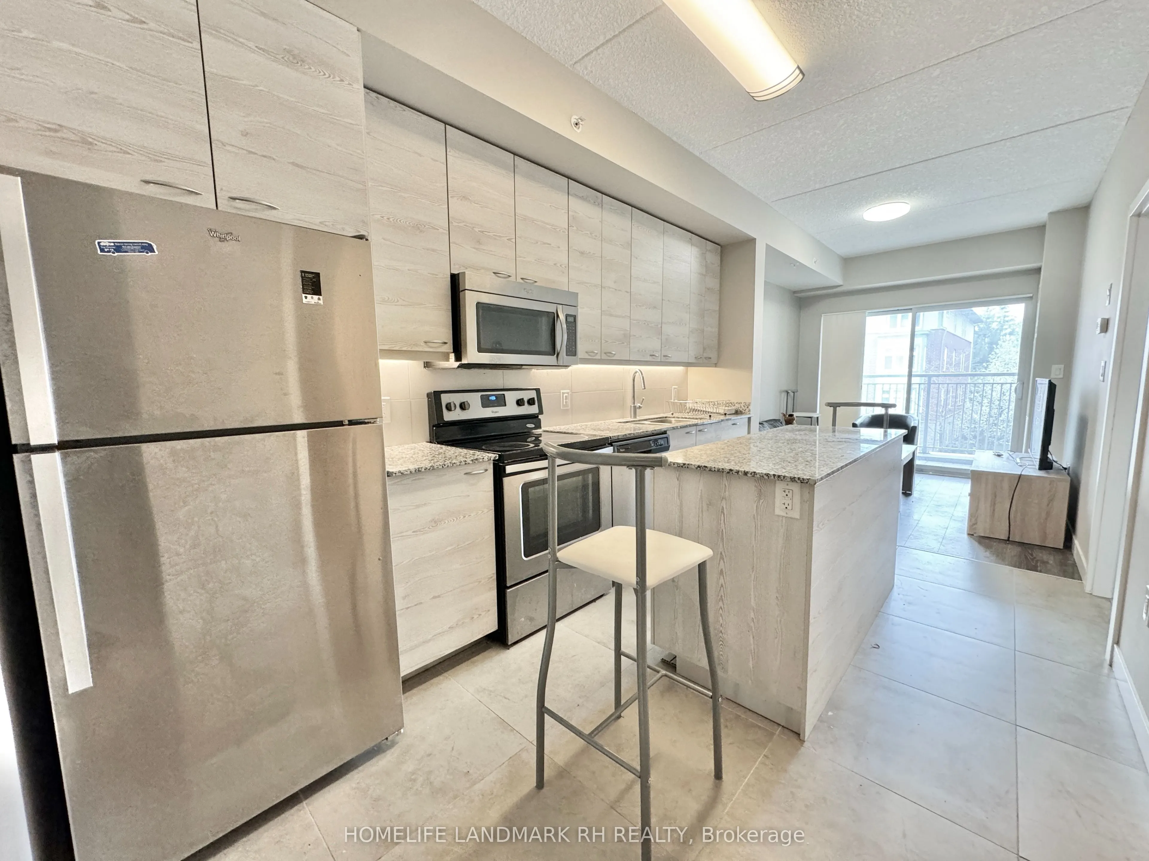 280 Lester Street #210