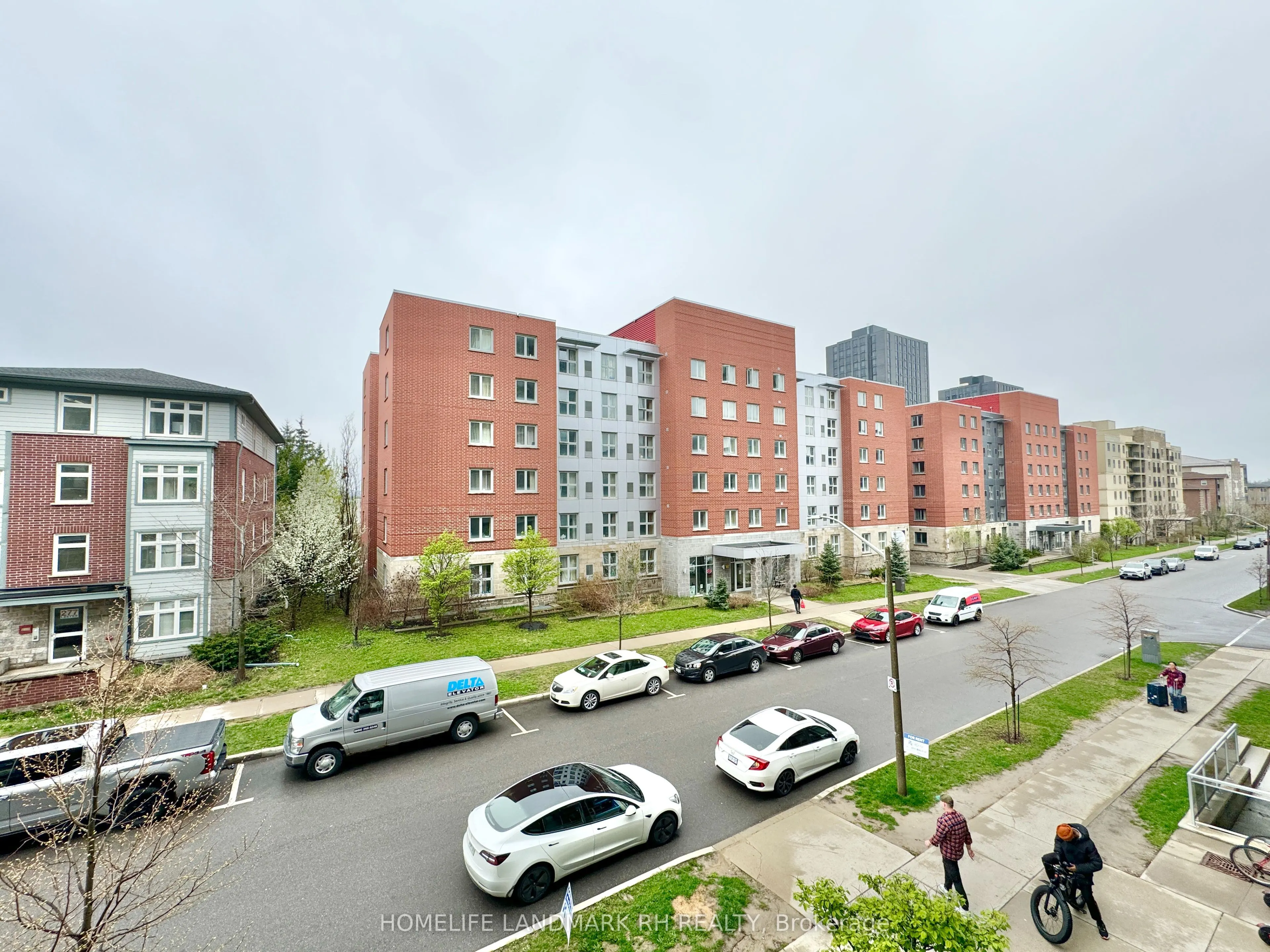 280 Lester Street #210