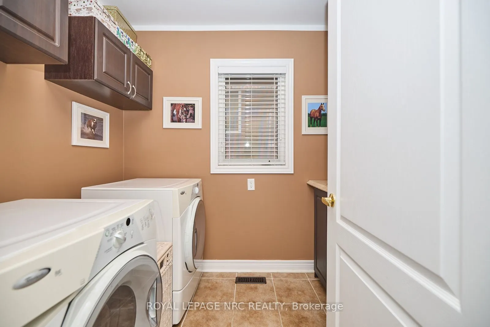 4 Alex Grant Place