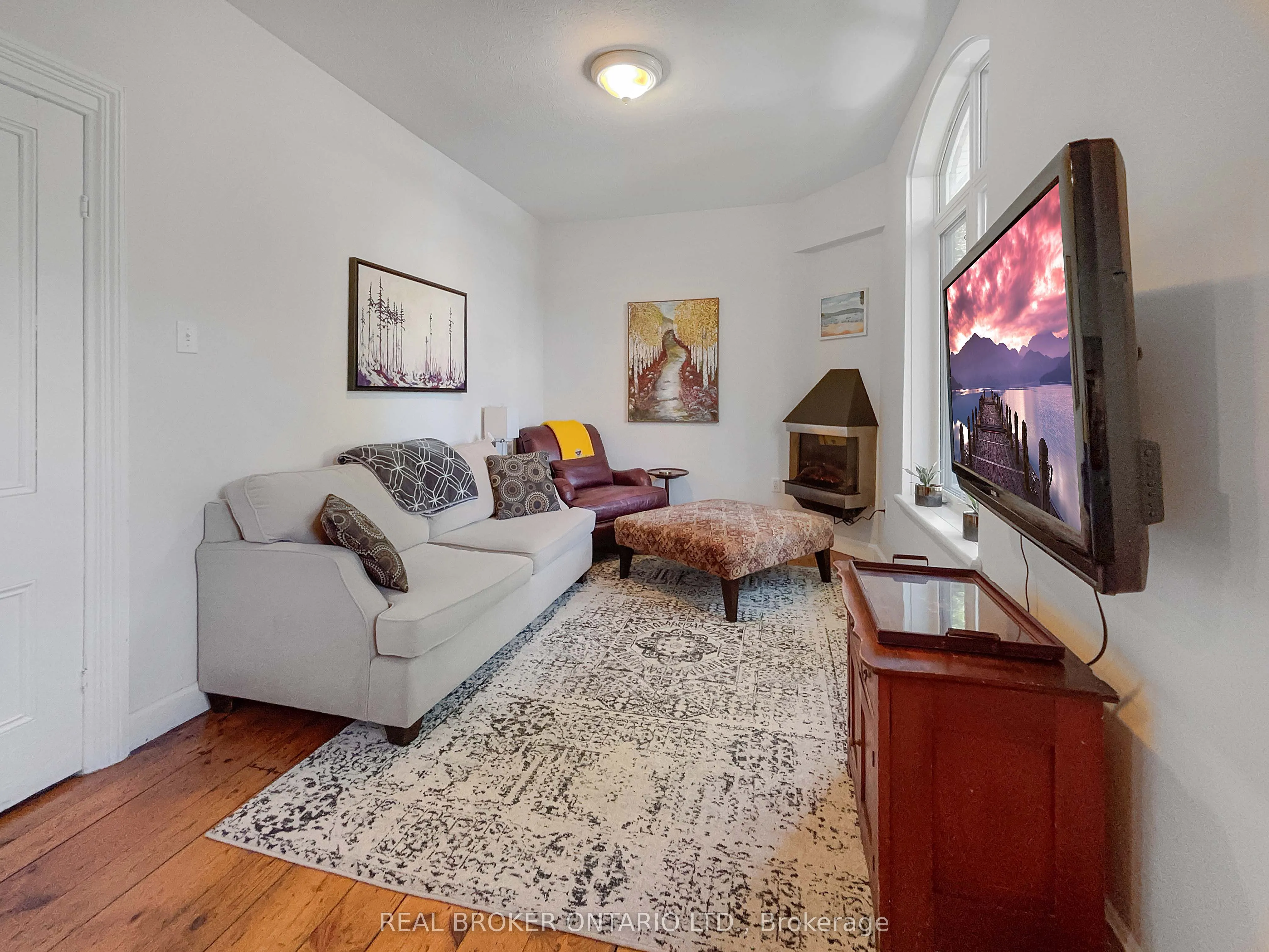 131 Terrace Hill Street