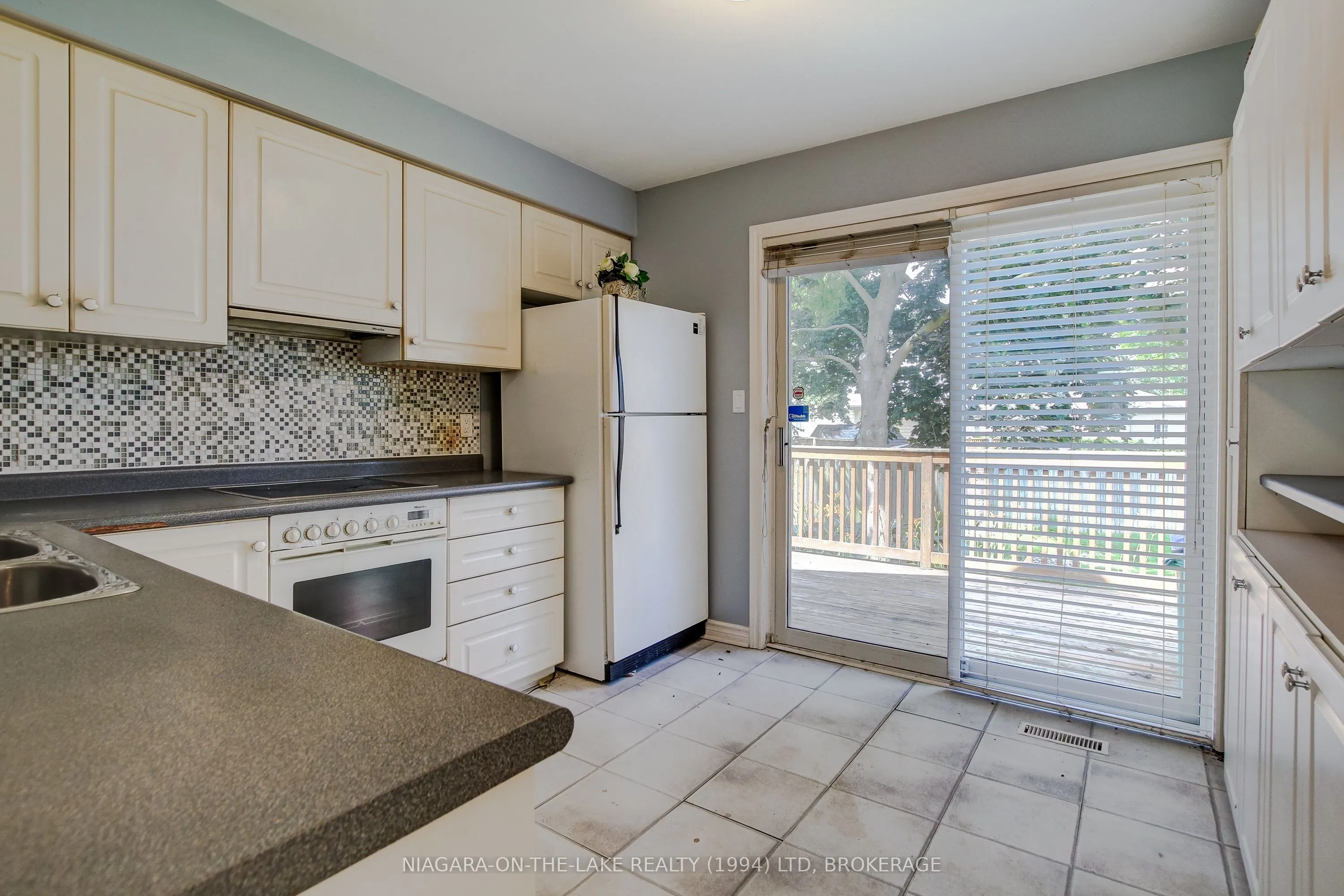 443 Nassau Street, #23