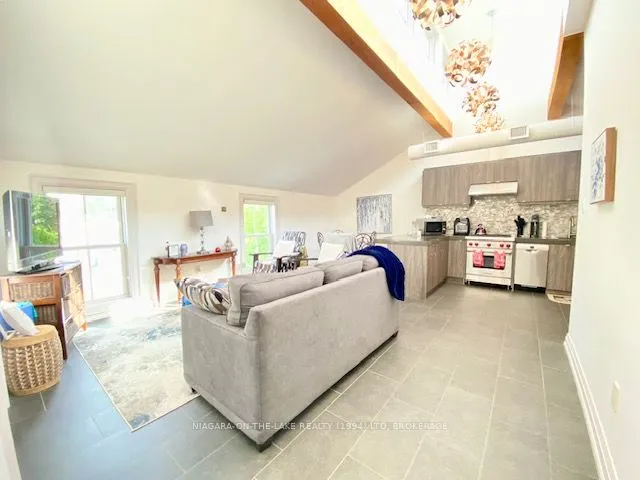 106 Queen Street, ##2