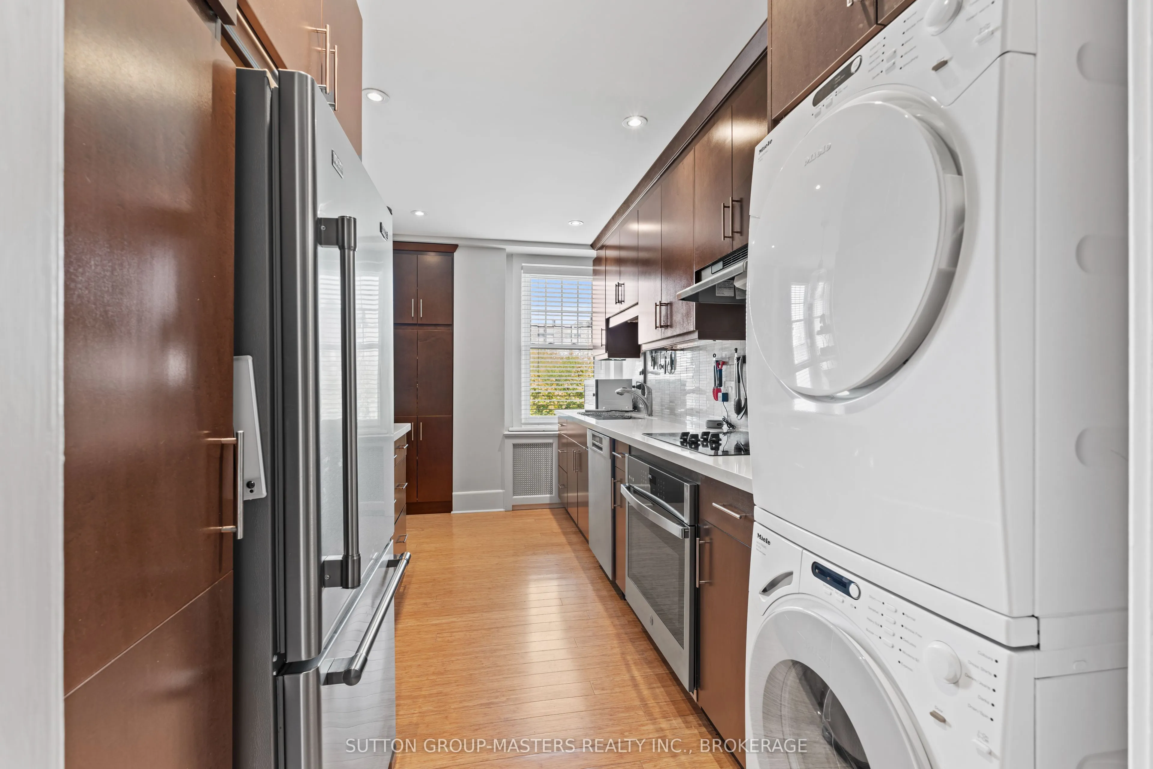 67 Sydenham Street, #404