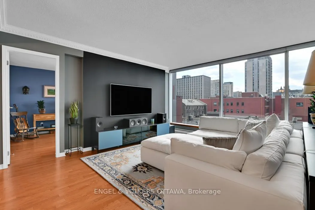 160 George Street, #402
