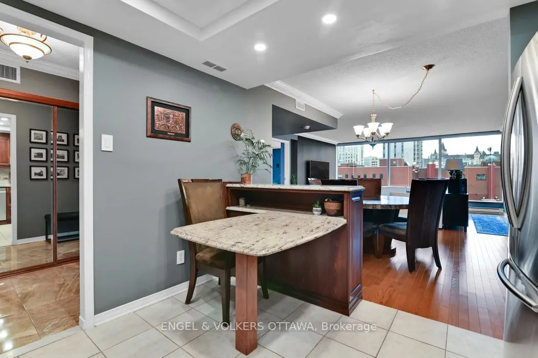 160 George Street, #402