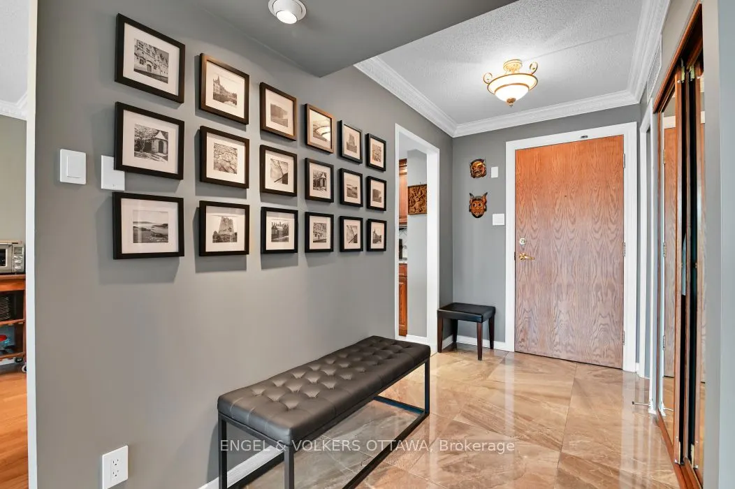 160 George Street, #402
