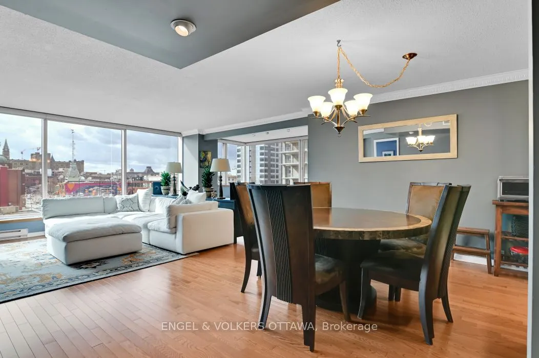 160 George Street, #402