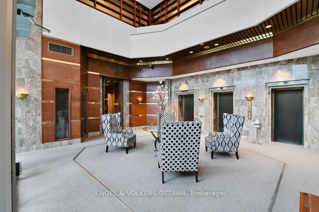 160 George Street, #402