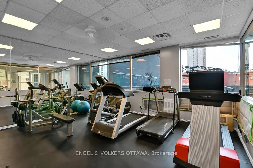 160 George Street, #402