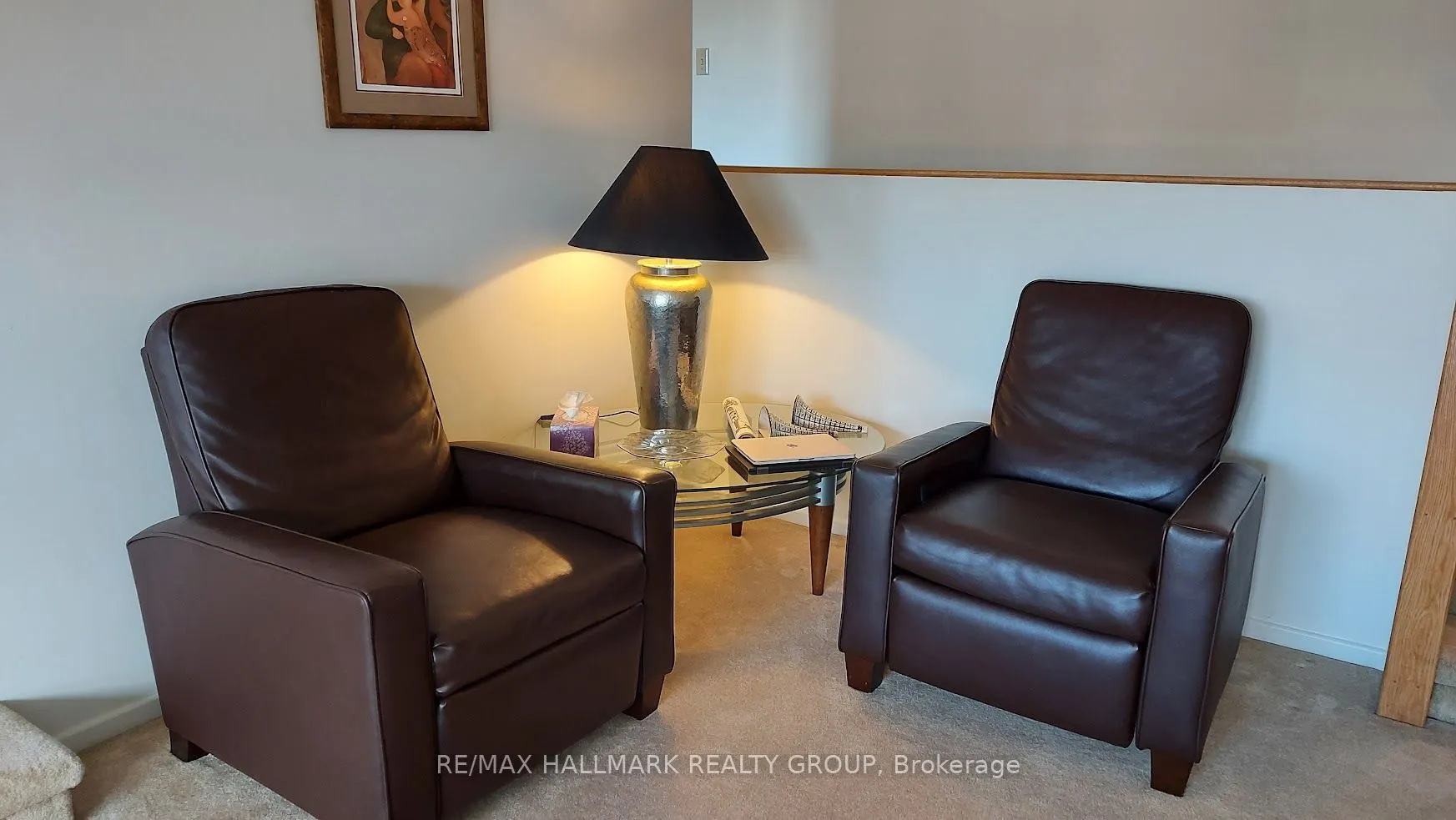 373 Laurier Avenue E, #402