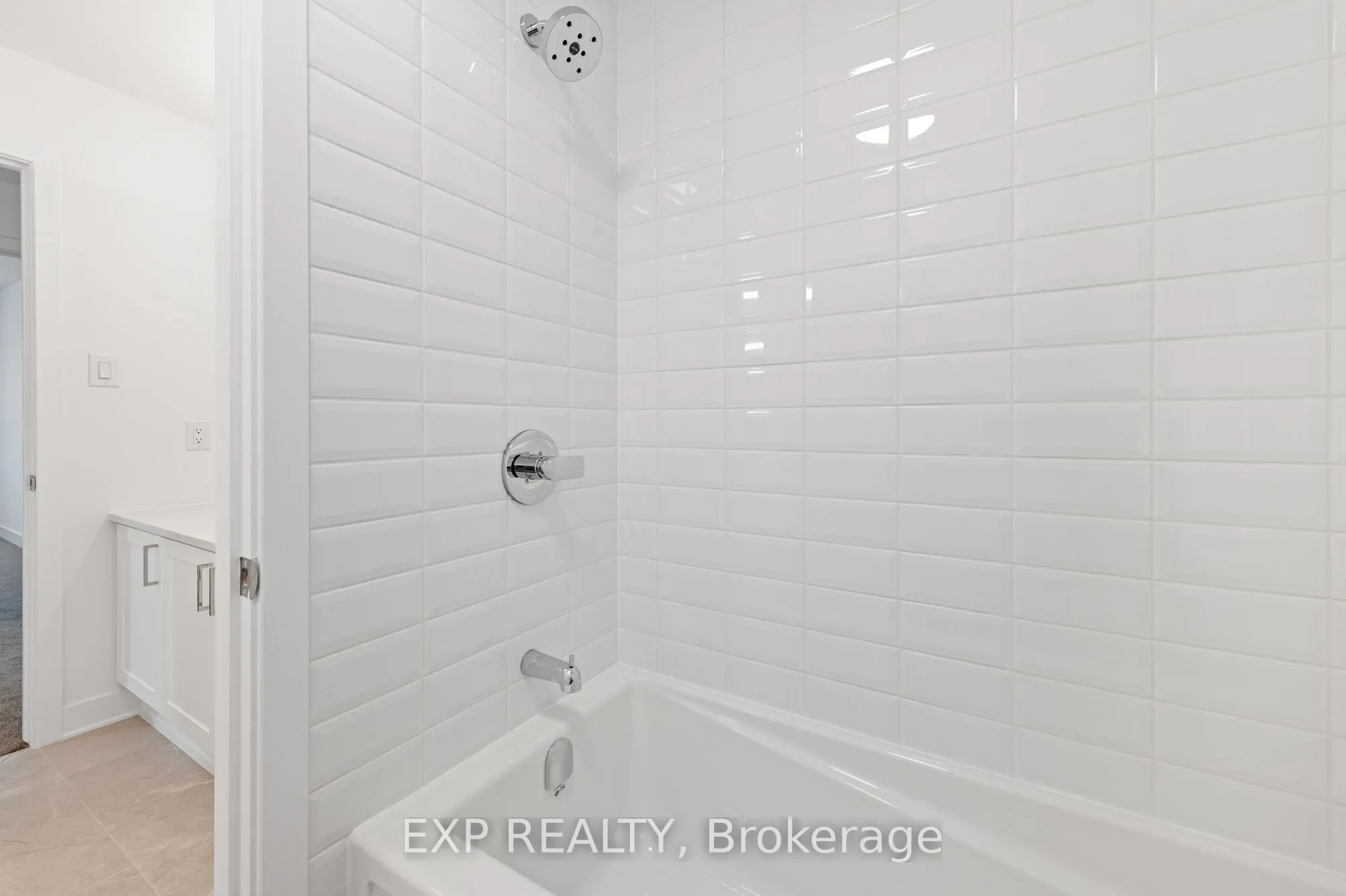 804 Ninaatik Place