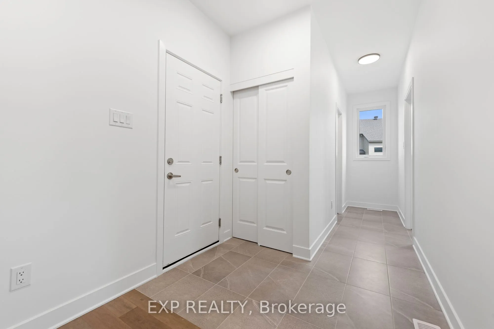 804 Ninaatik Place