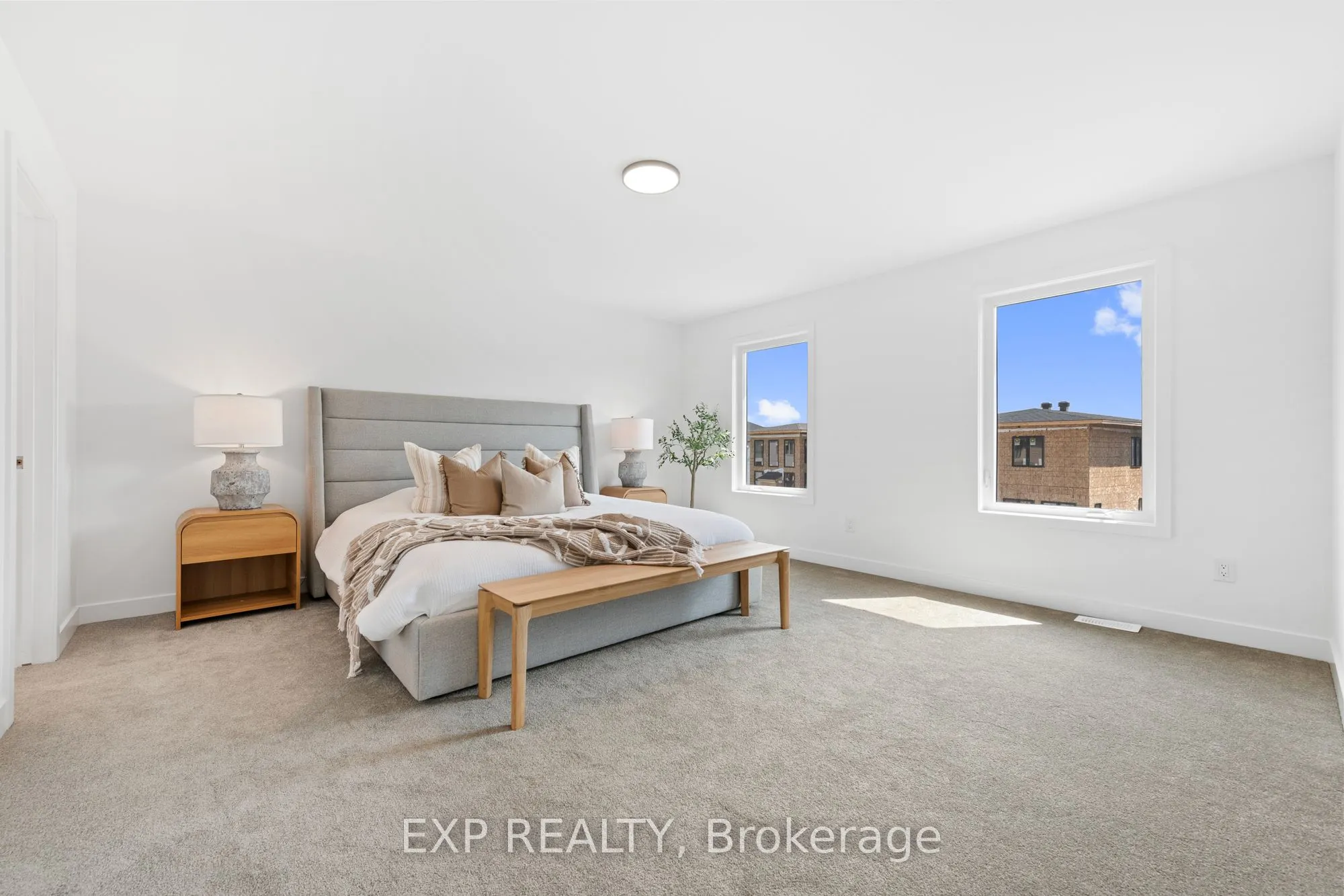 804 Ninaatik Place