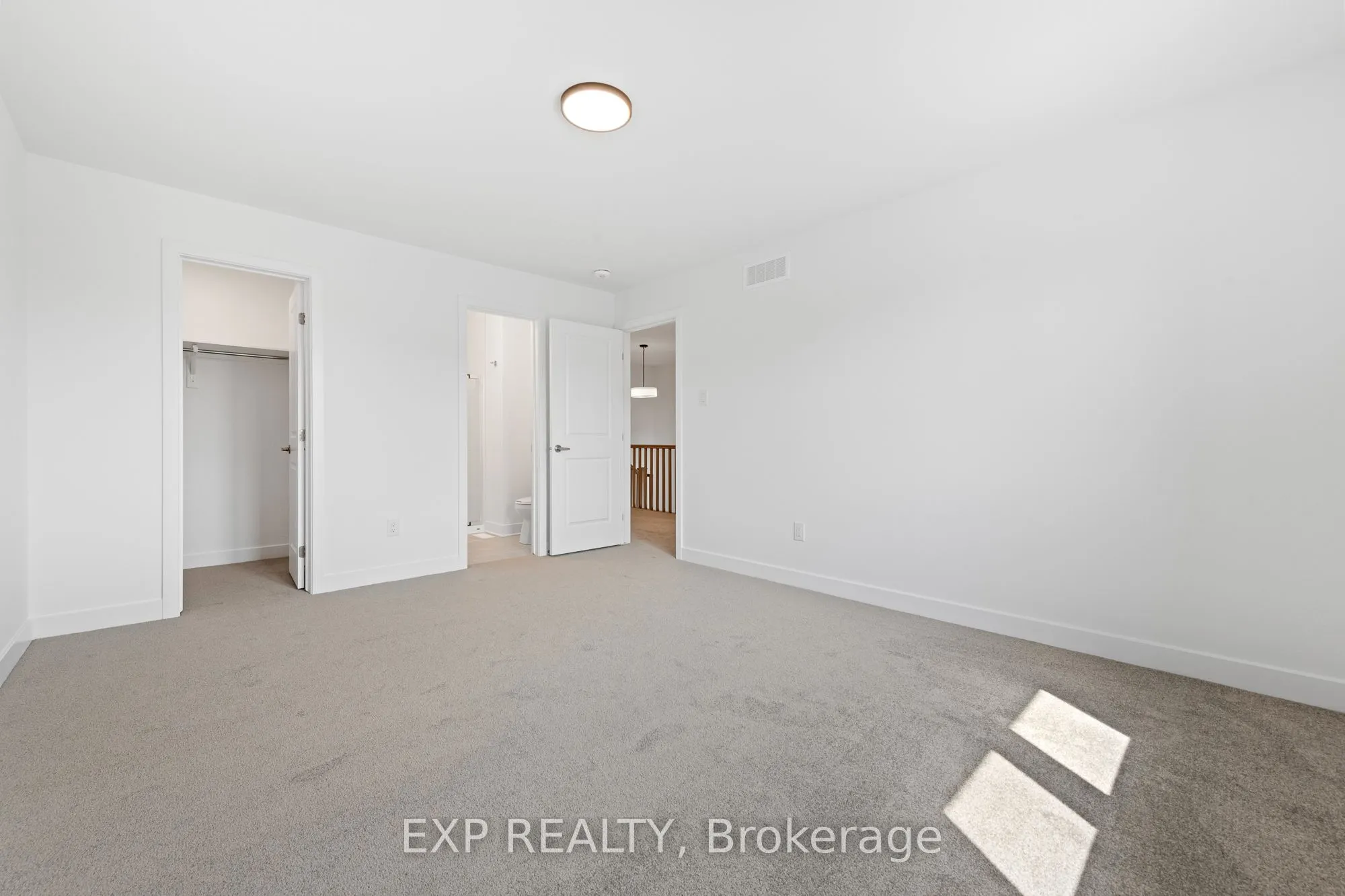 804 Ninaatik Place