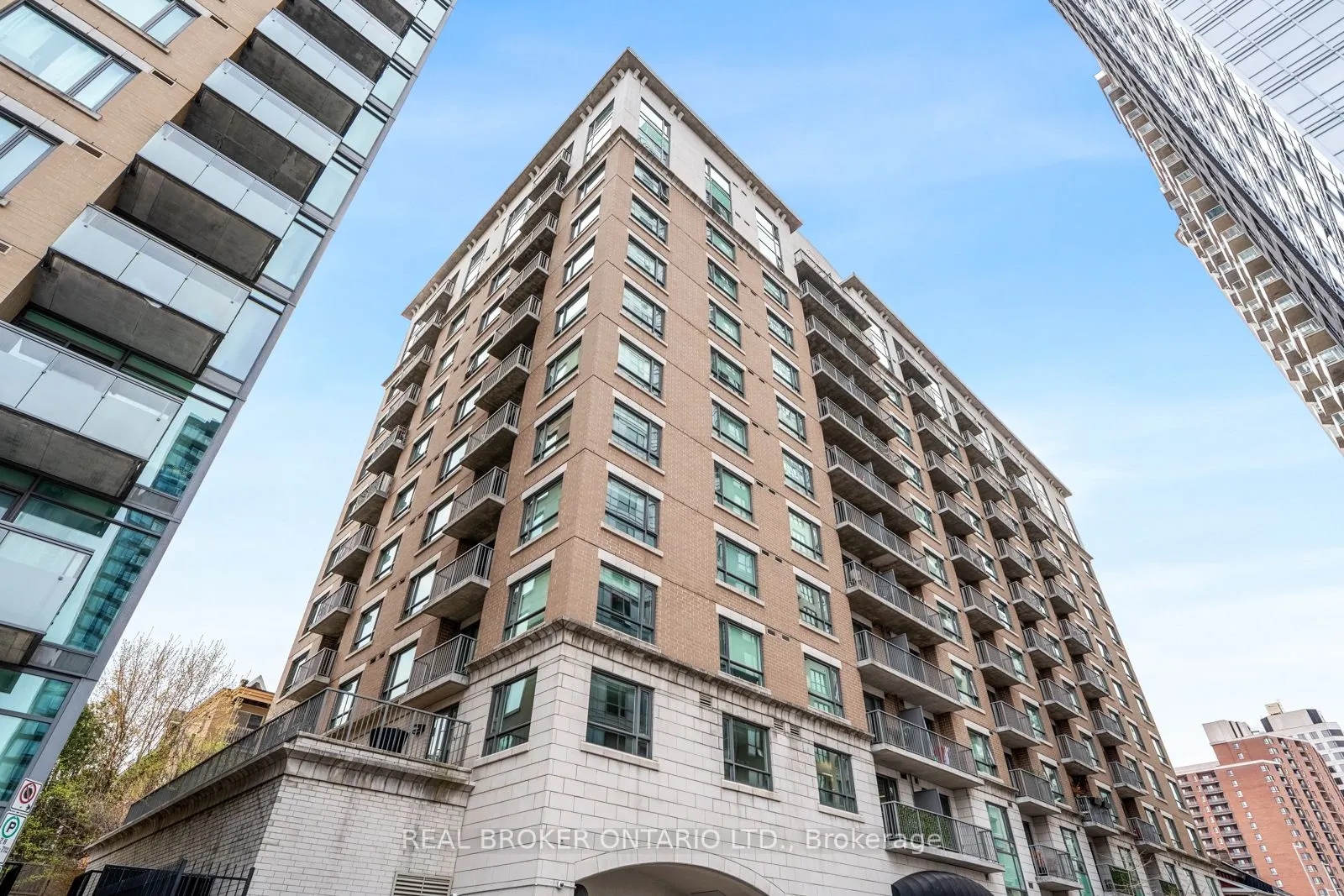 200 Besserer Street, #1207