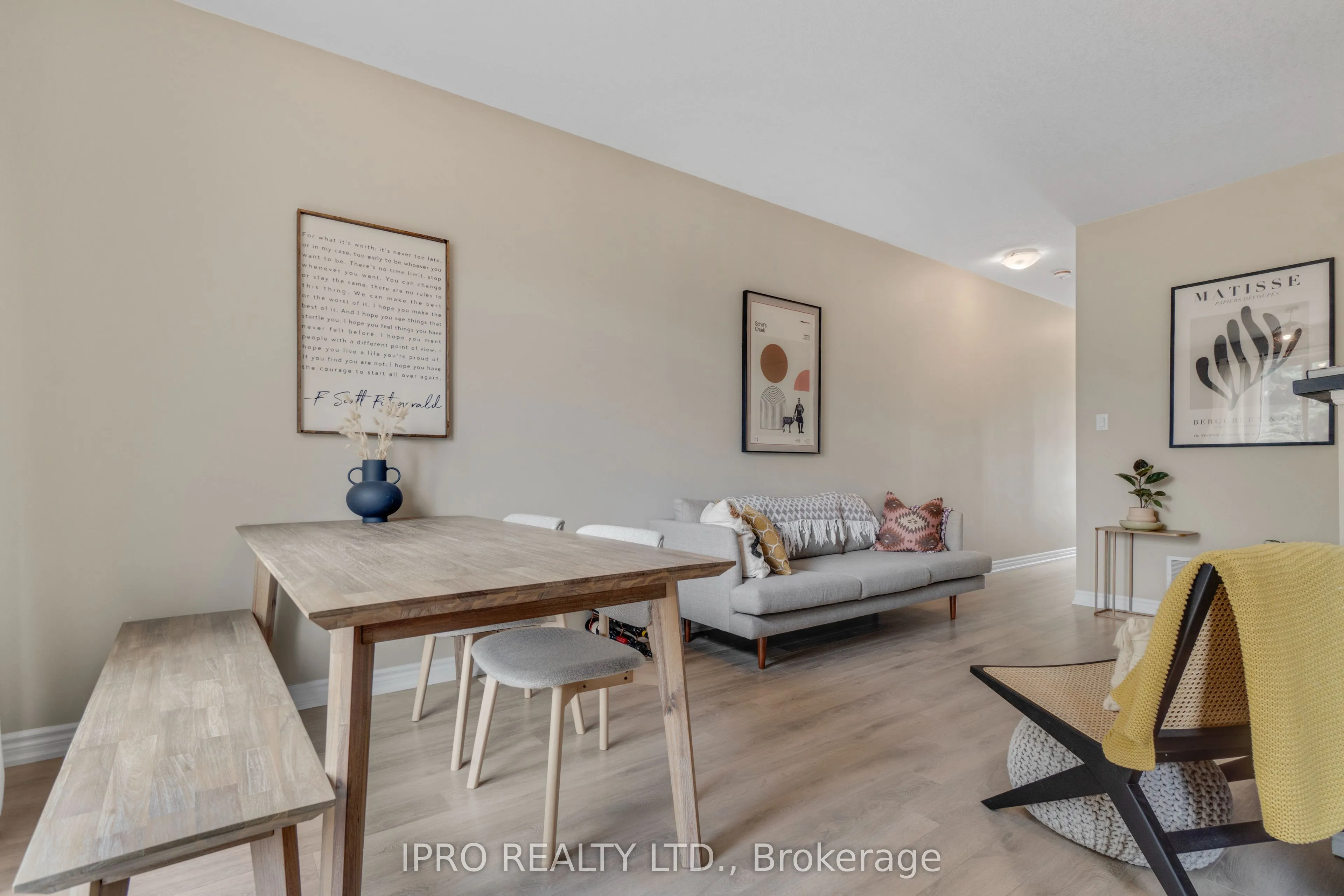 219 Dundas Street E, #46