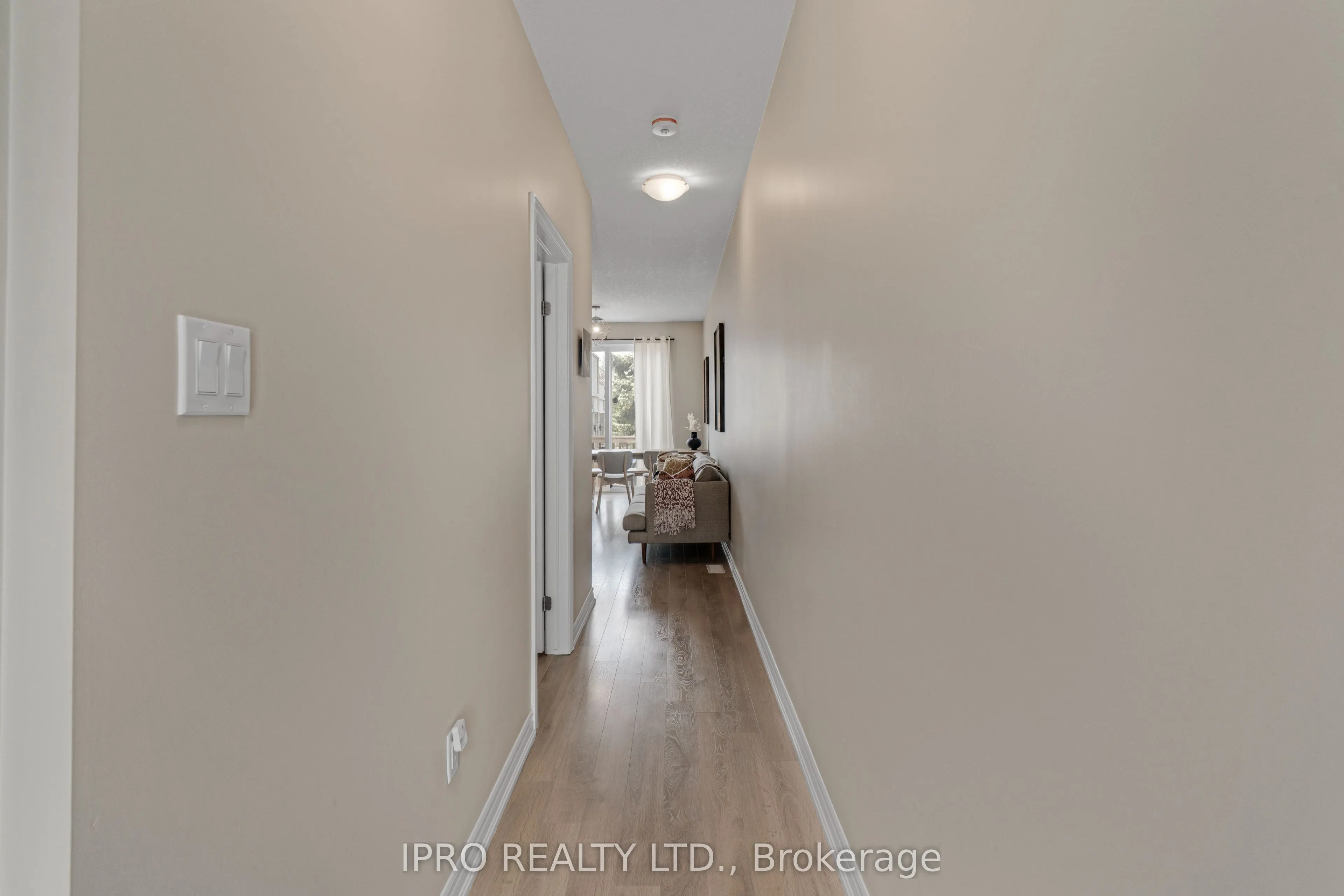 219 Dundas Street E, #46