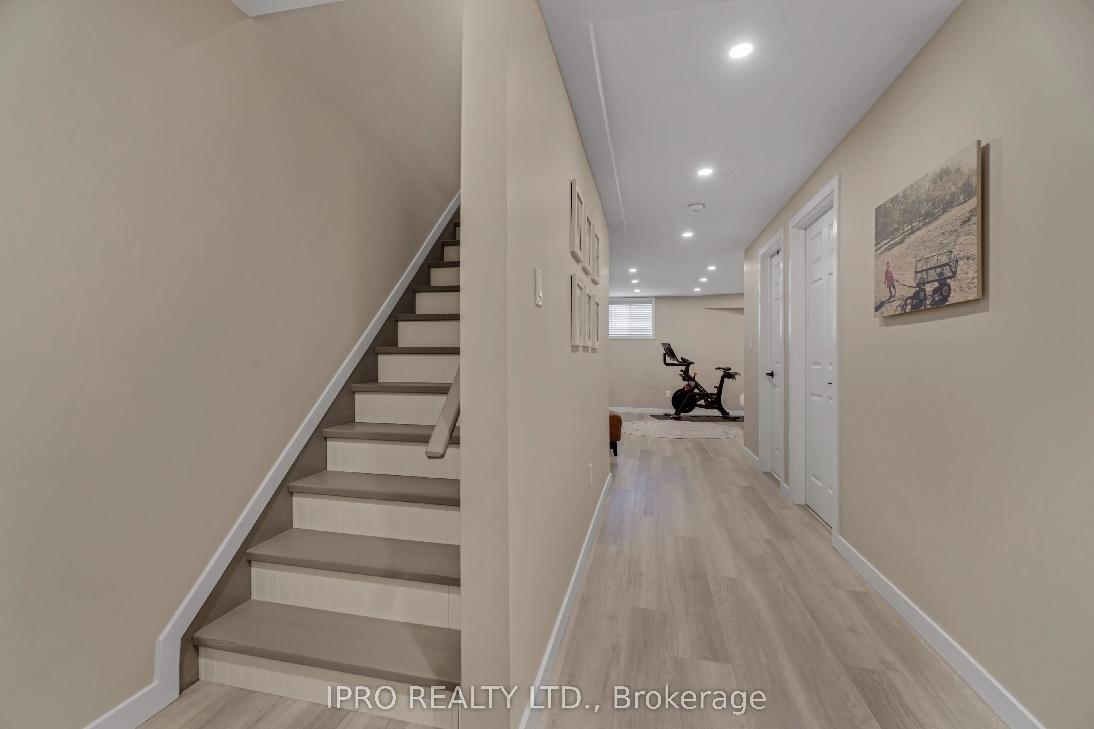 219 Dundas Street E, #46