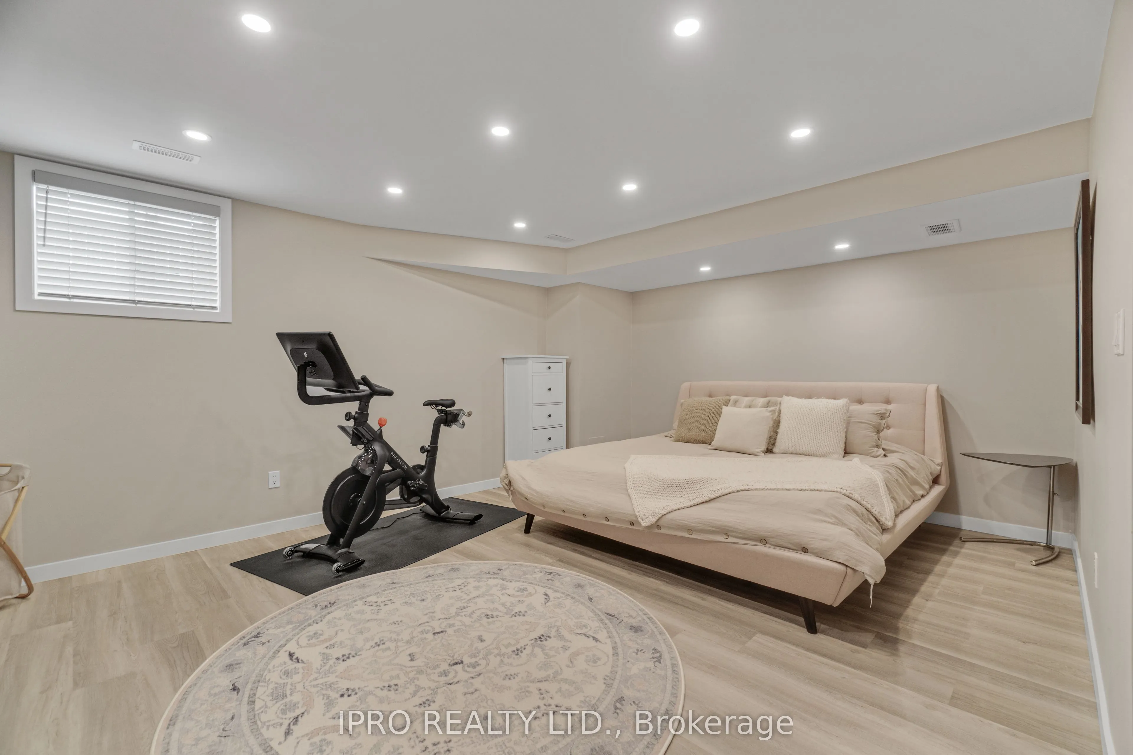 219 Dundas Street E, #46