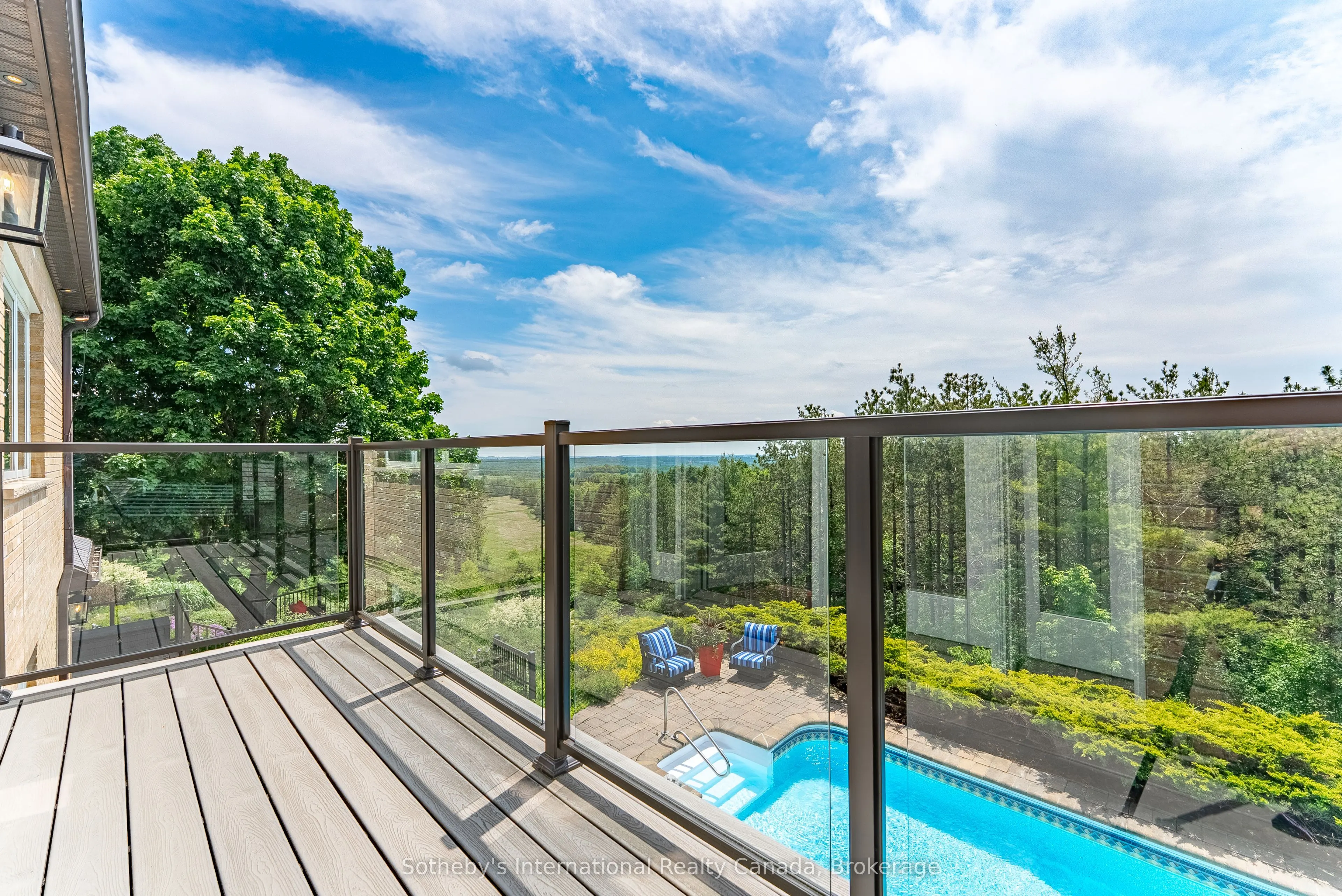 9255 Sideroad 27