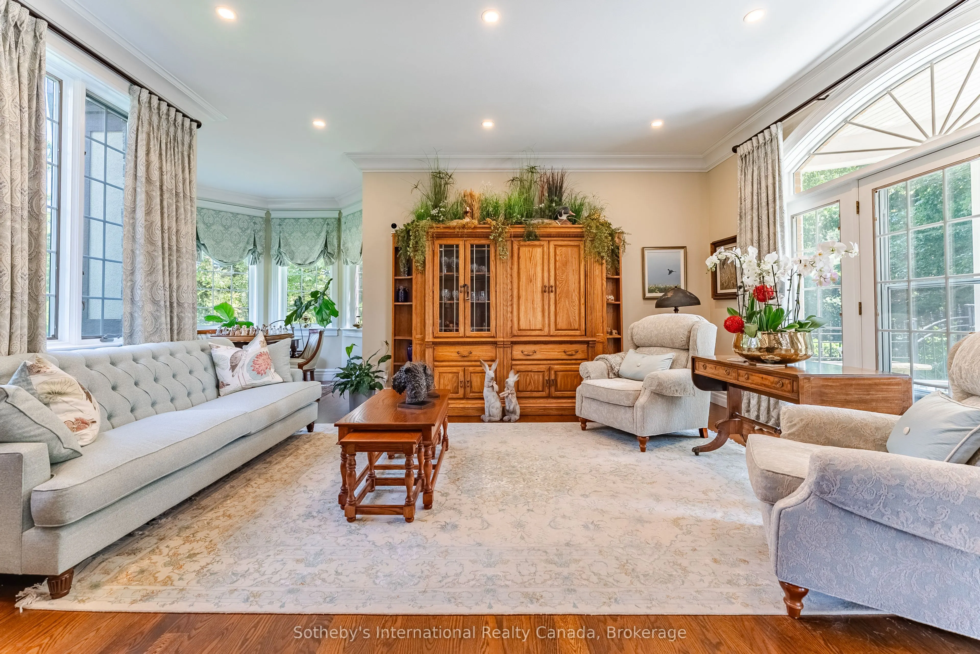 9255 Sideroad 27