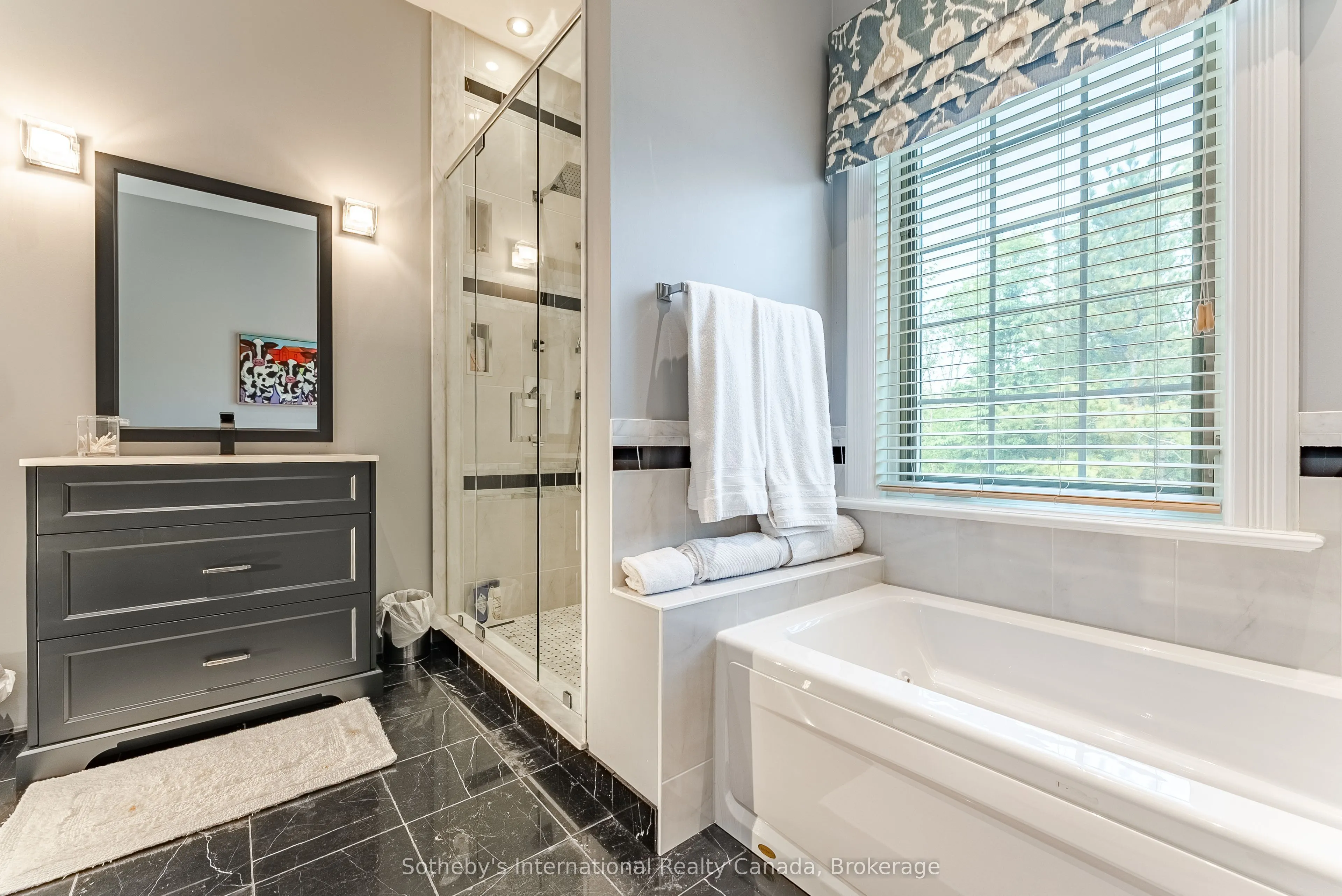 9255 Sideroad 27