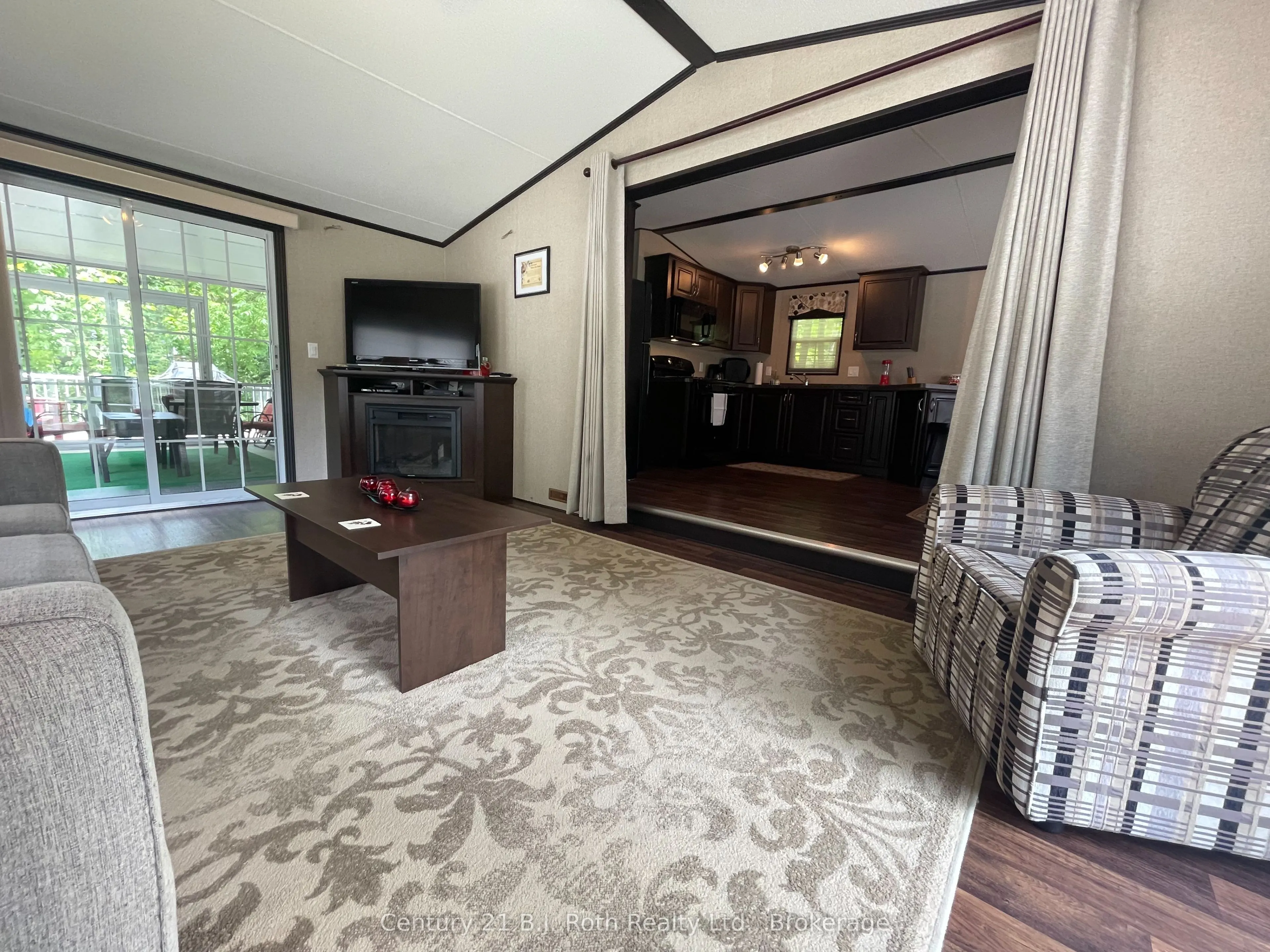 1082 Shamrock Marina Road, #143