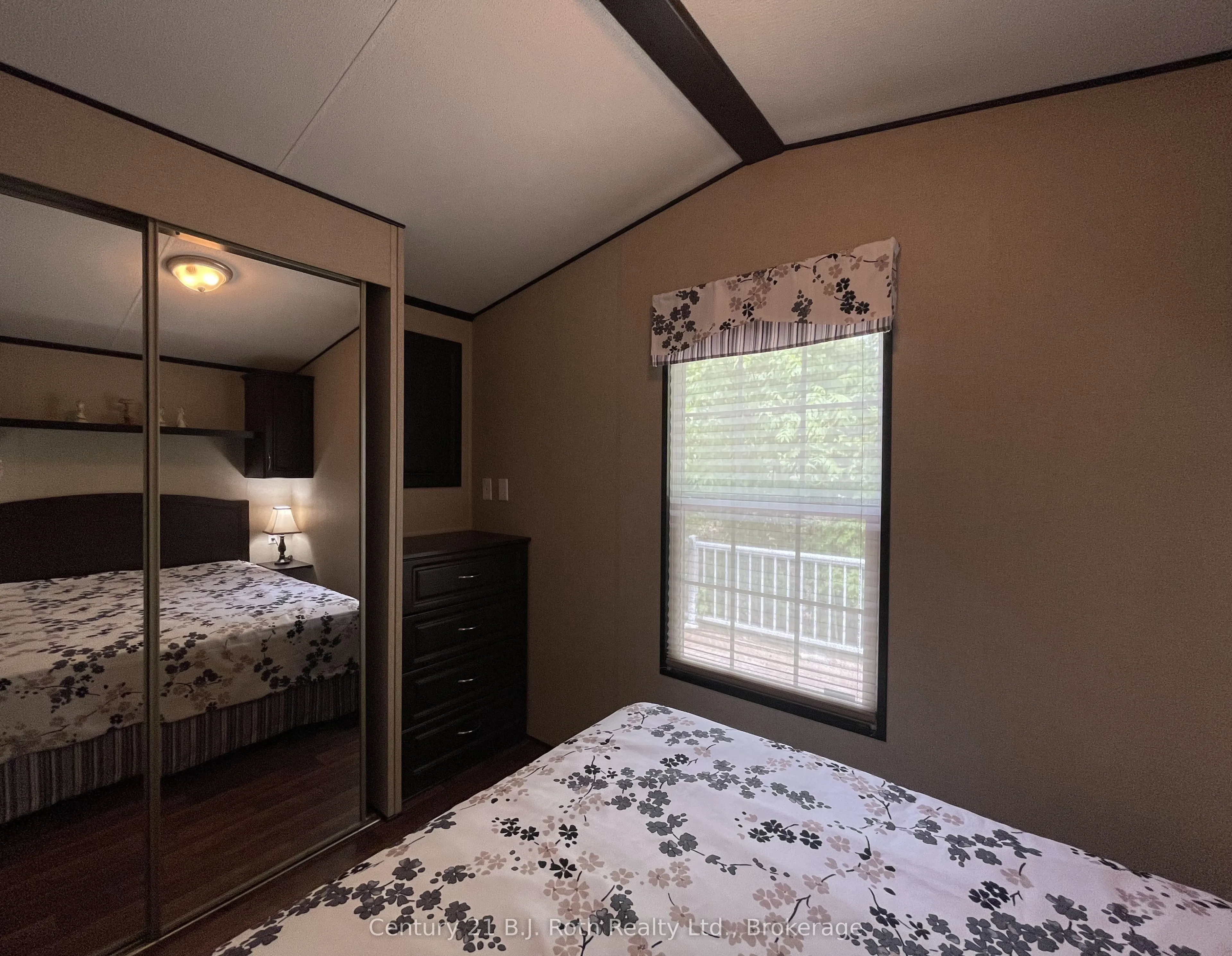 1082 Shamrock Marina Road, #143