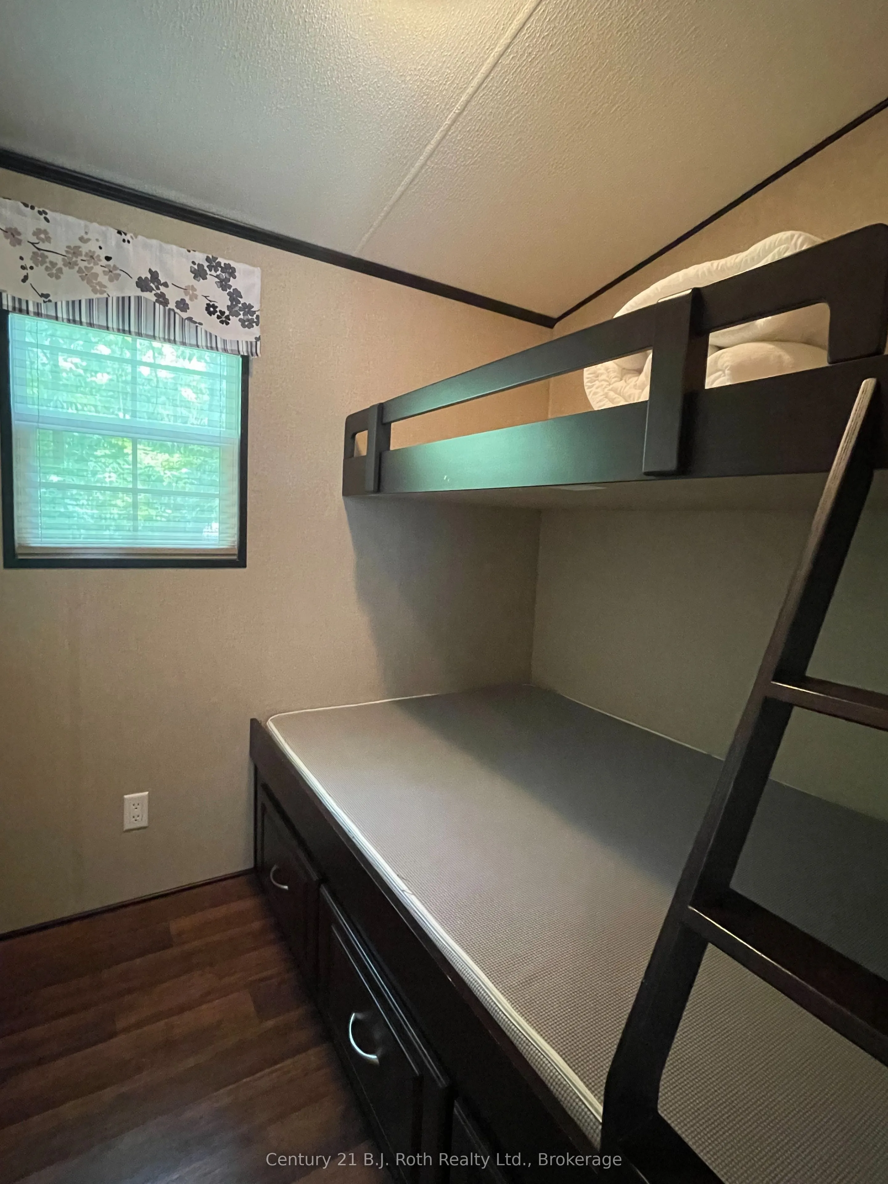 1082 Shamrock Marina Road, #143