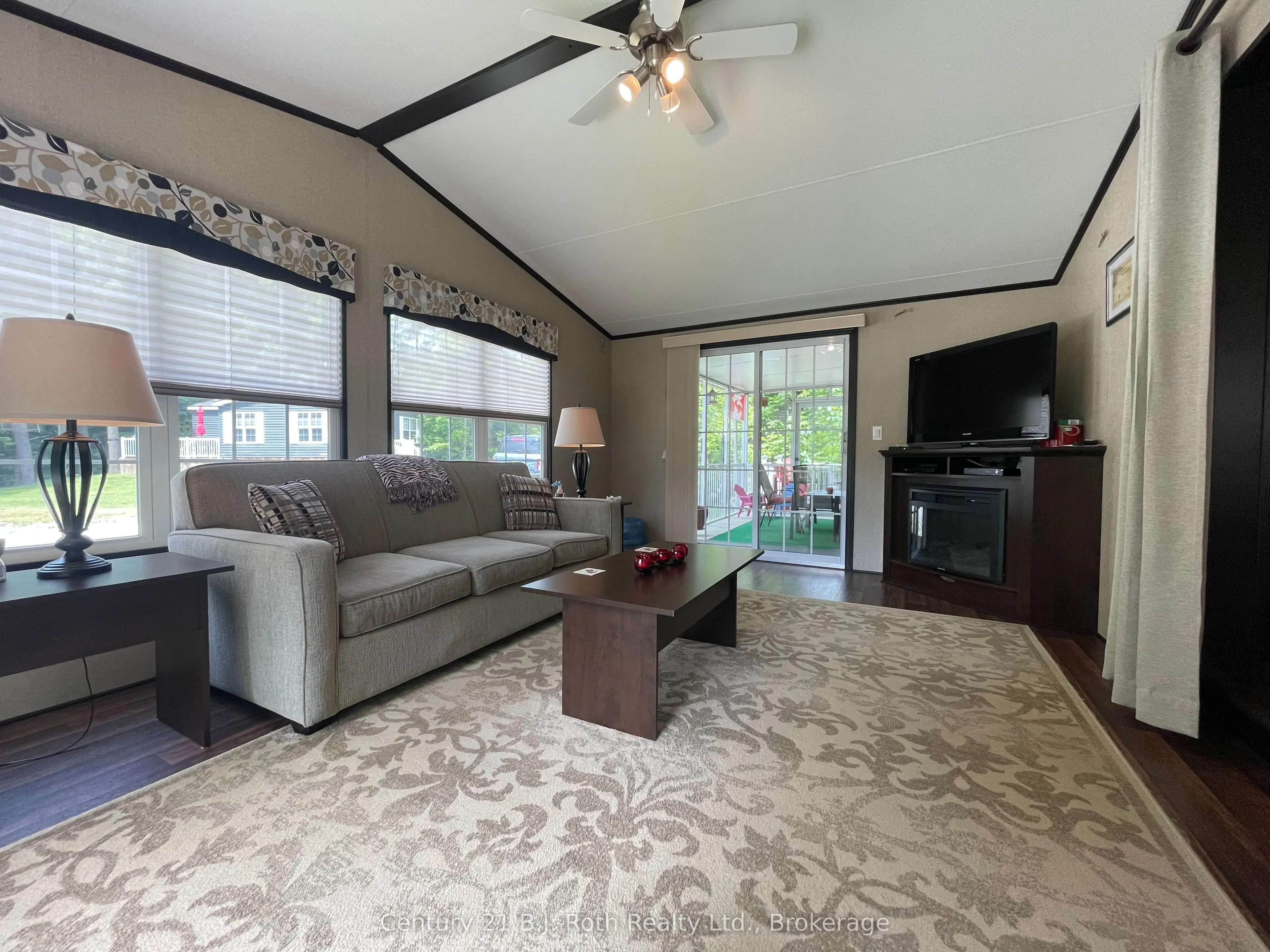 1082 Shamrock Marina Road, #143