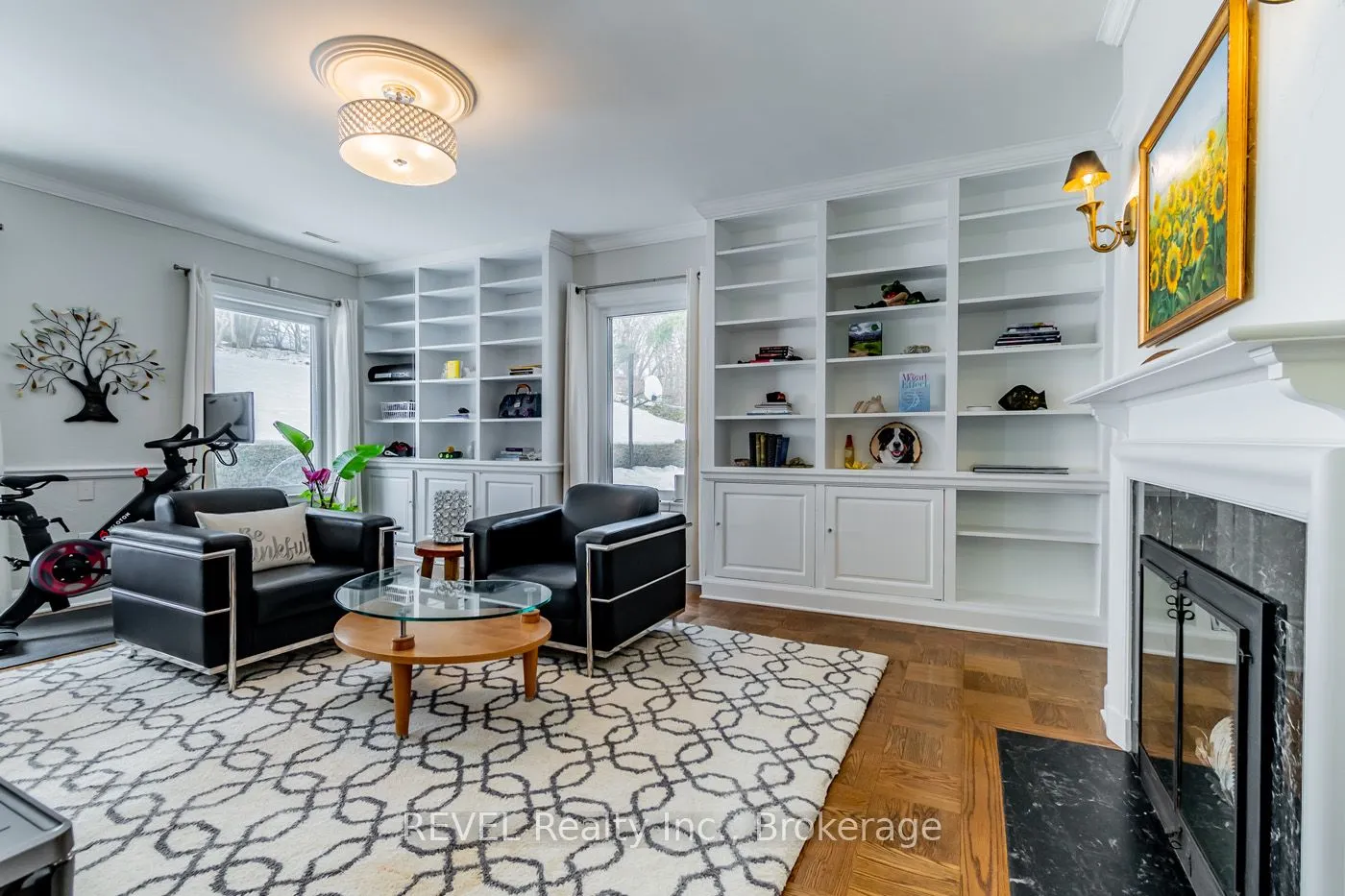 9 SHALDAN Lane