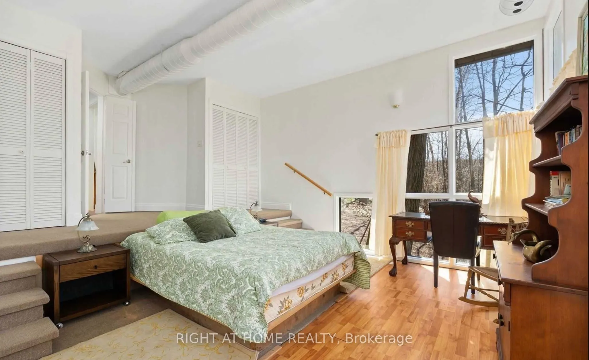 1326 Windermere Road, ## 10