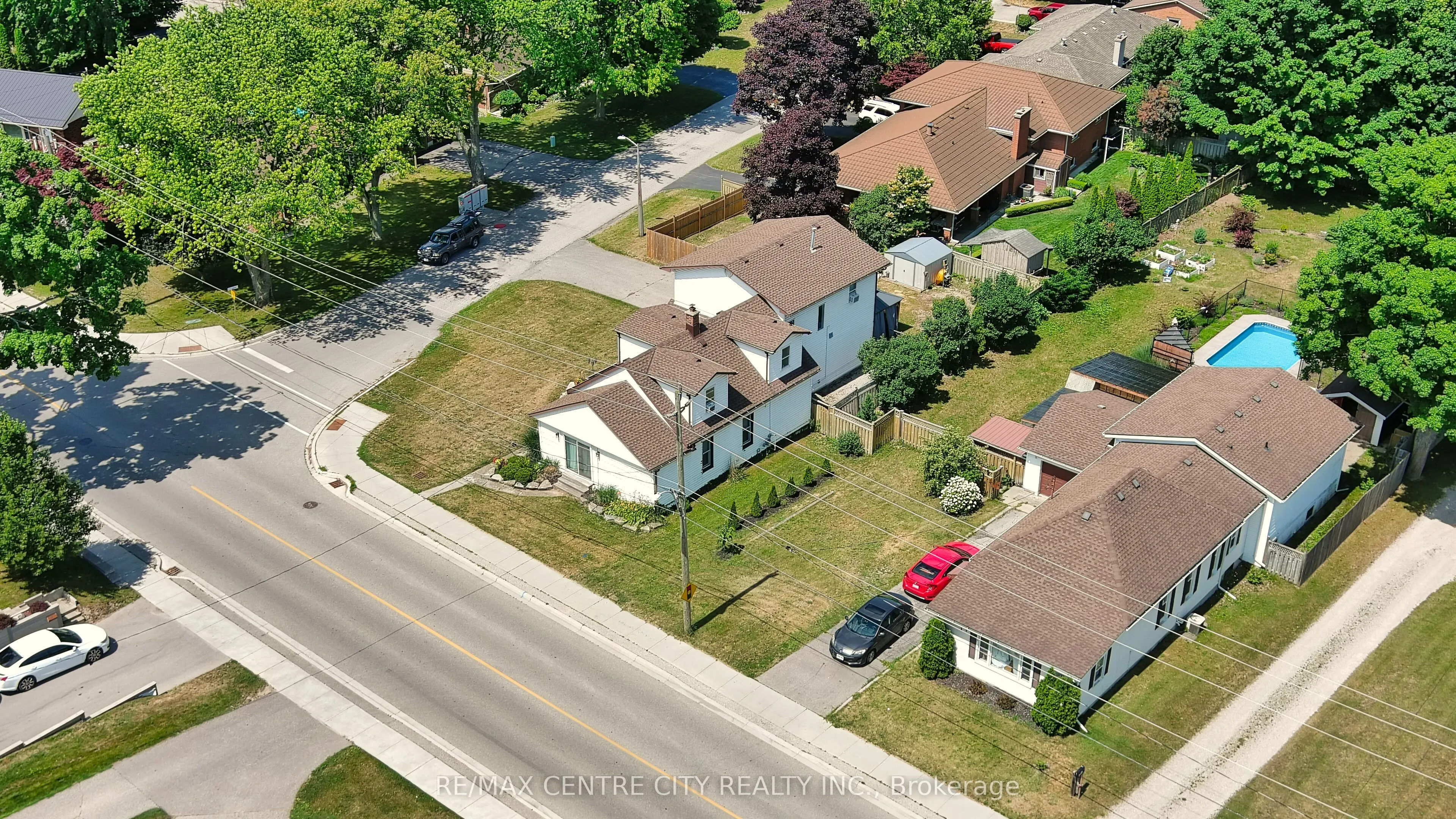 13 Potters Road N