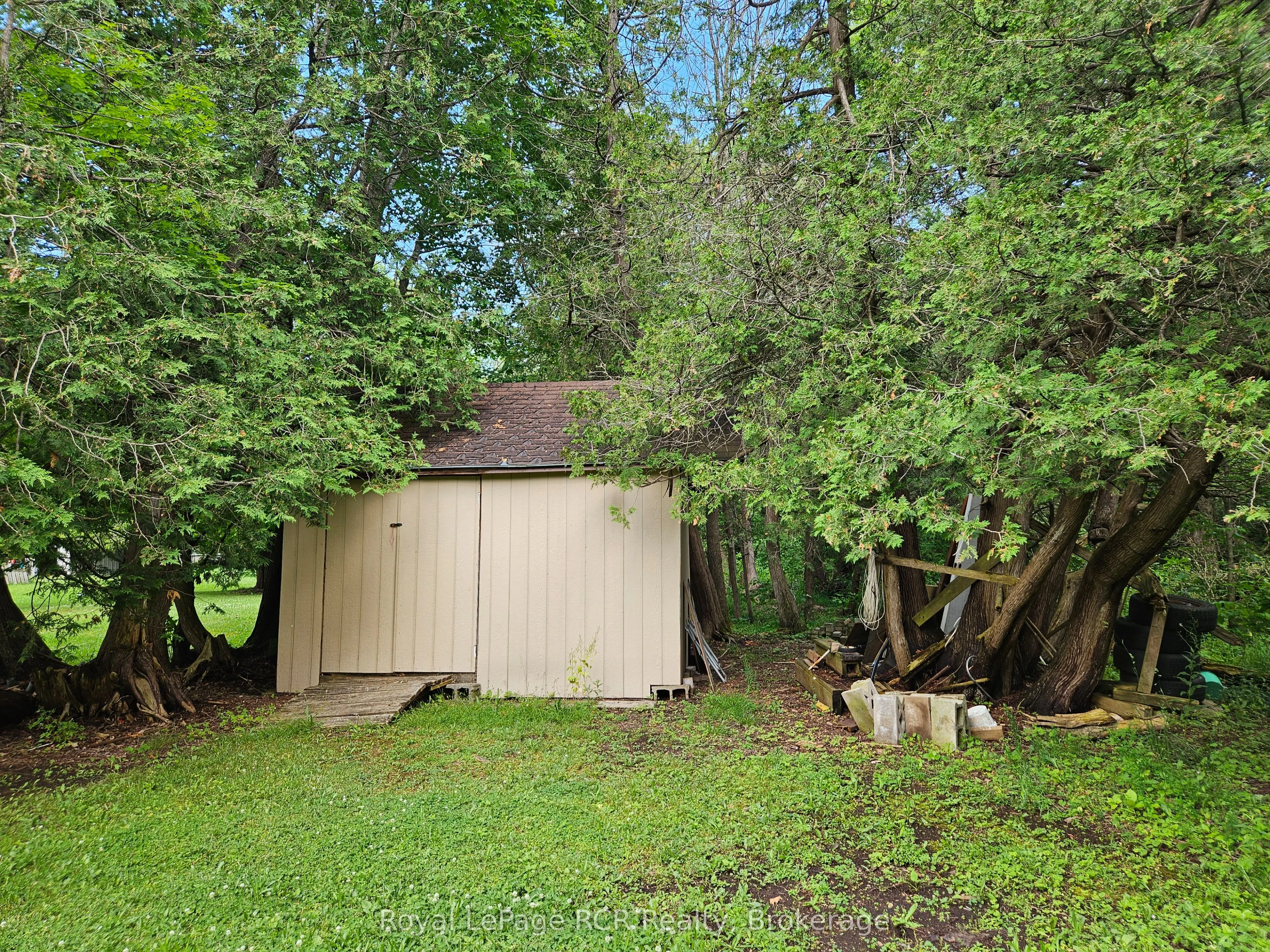 303482 Indian Acres Road W