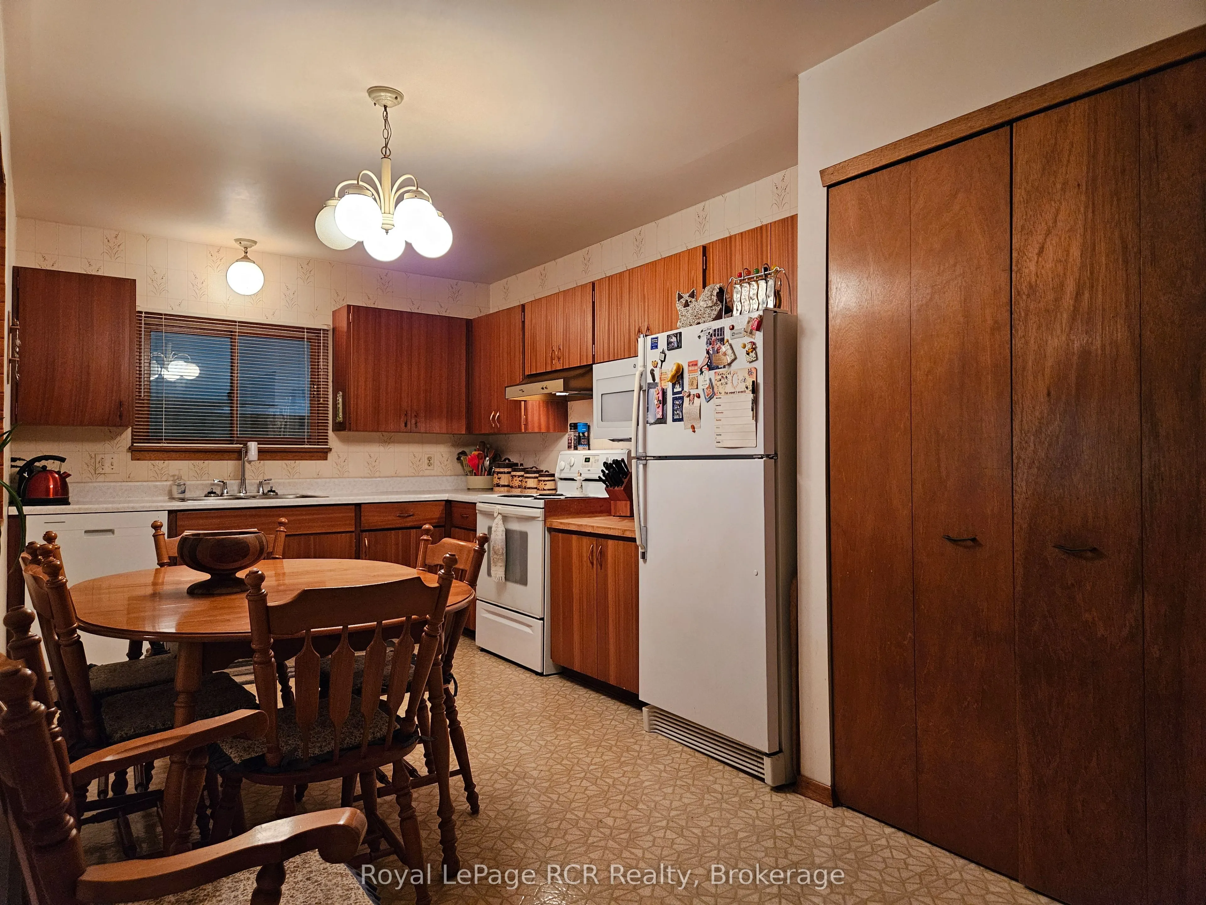 303482 Indian Acres Road W