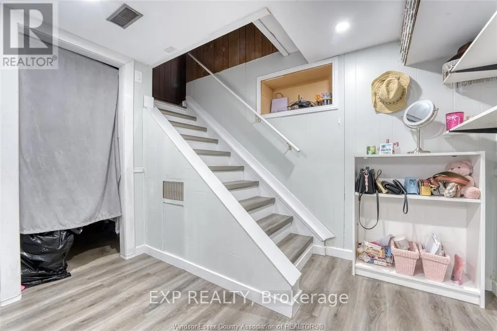 337 Evelyn Street