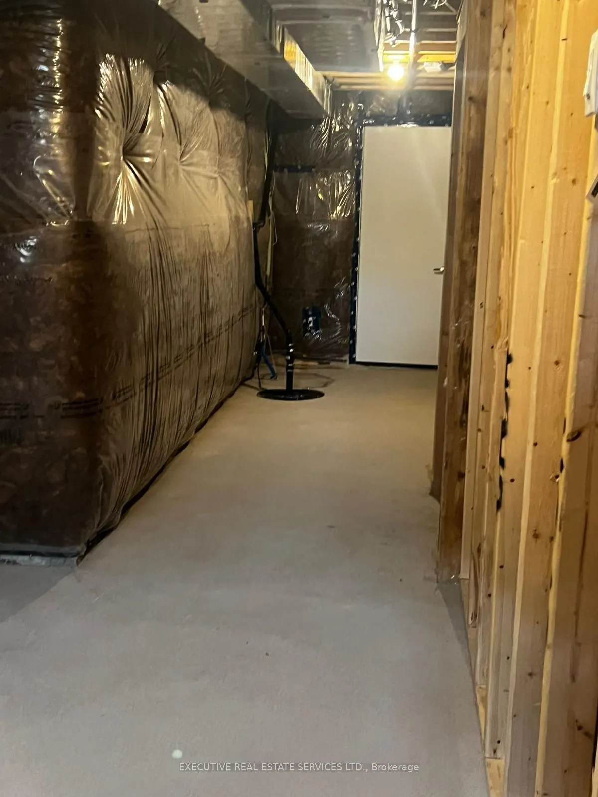 15 Blacklock Street, #16