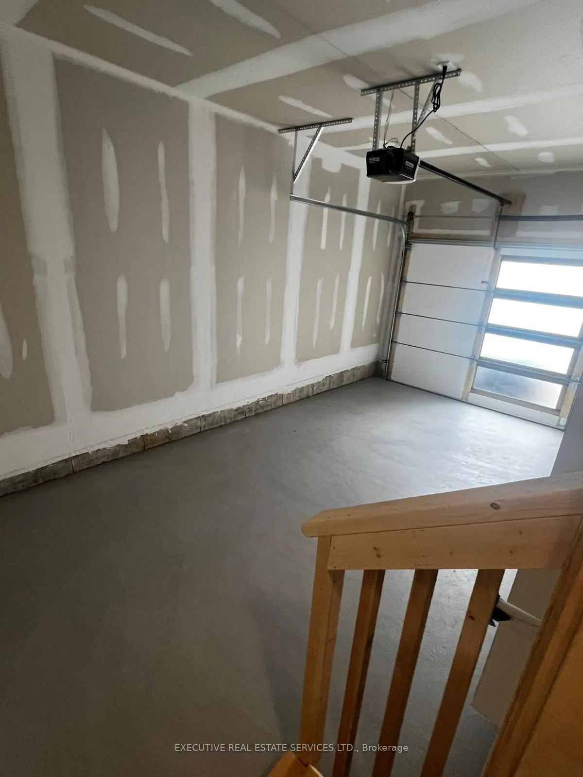 15 Blacklock Street, #16