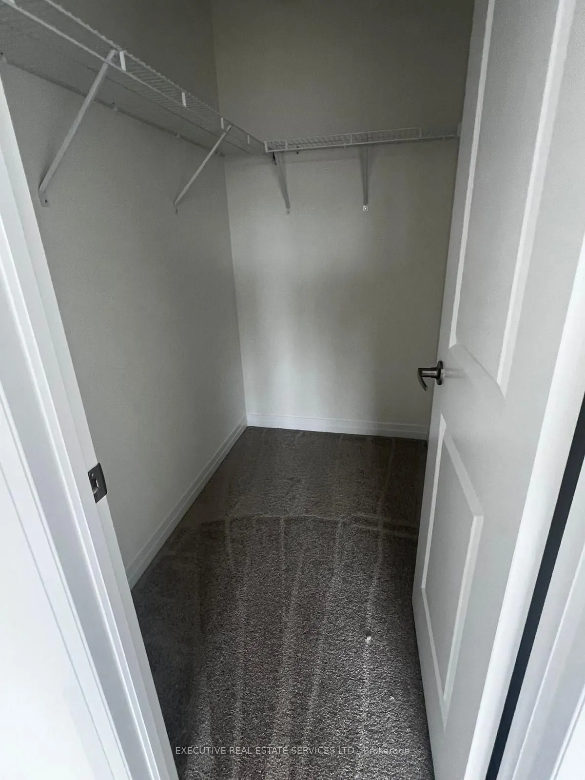 15 Blacklock Street, #16