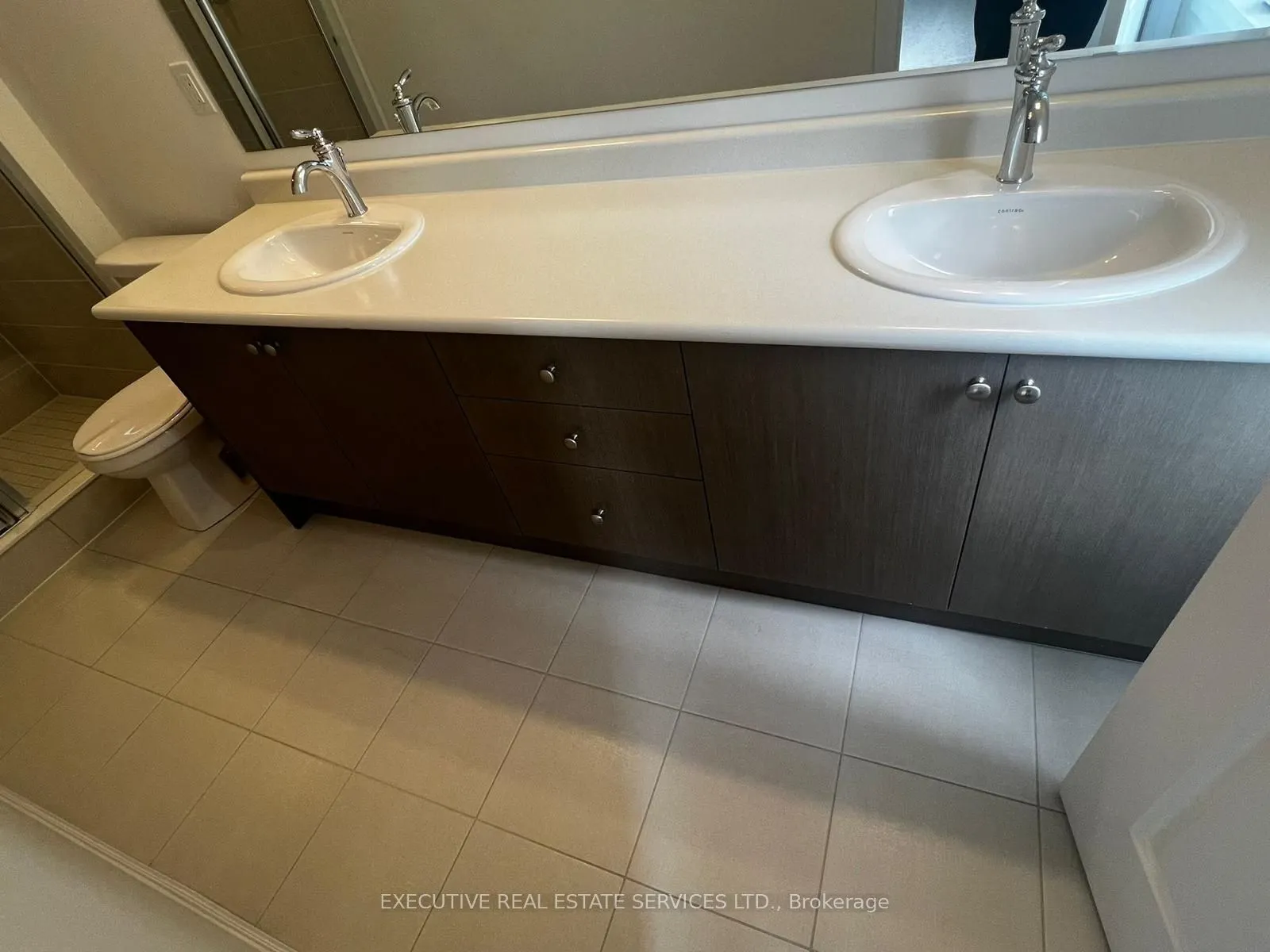 15 Blacklock Street, #16