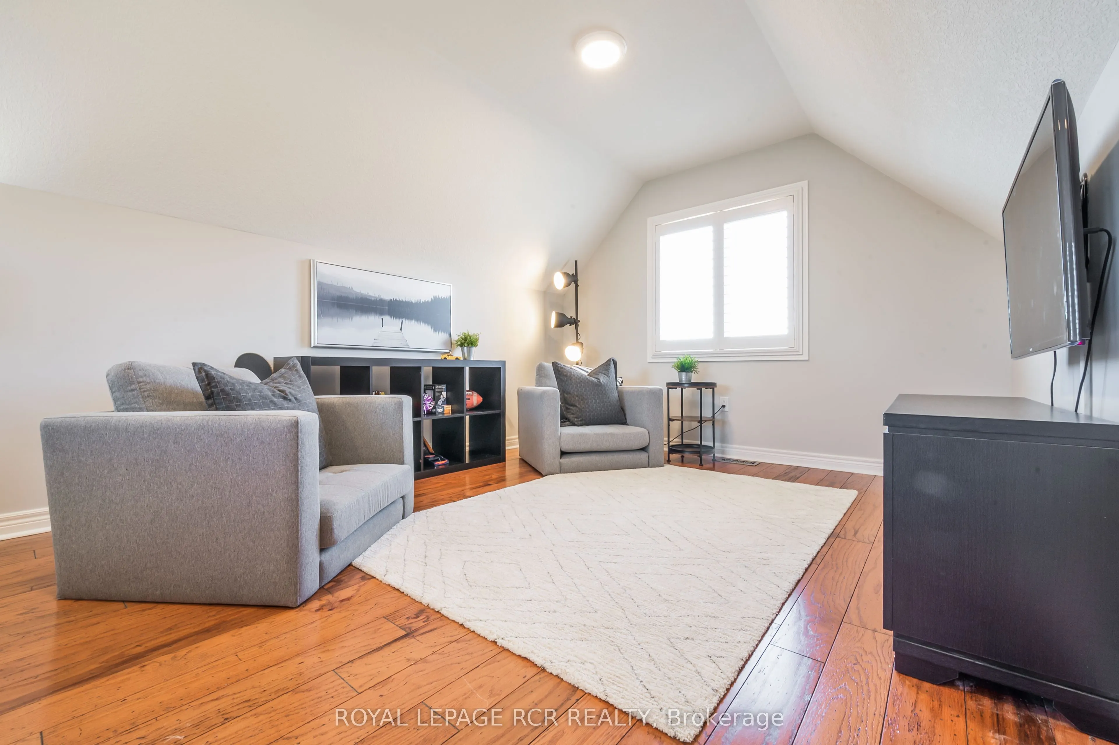 8 Madill Drive