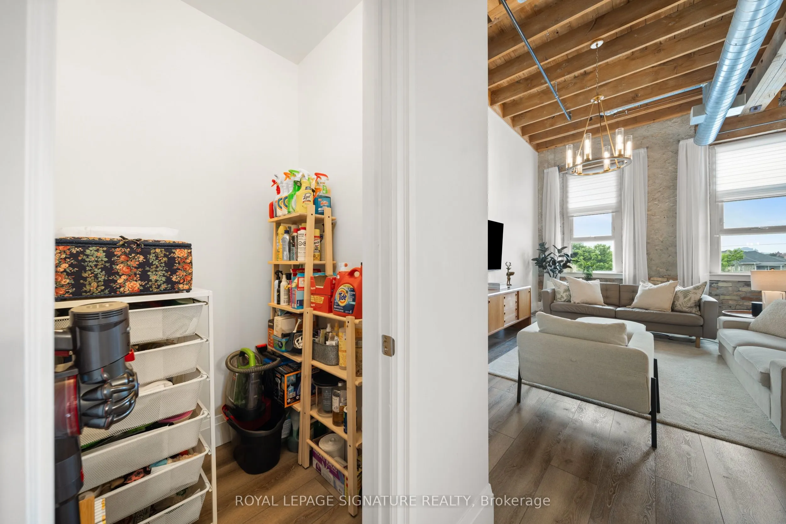 25 Concession Street, #215