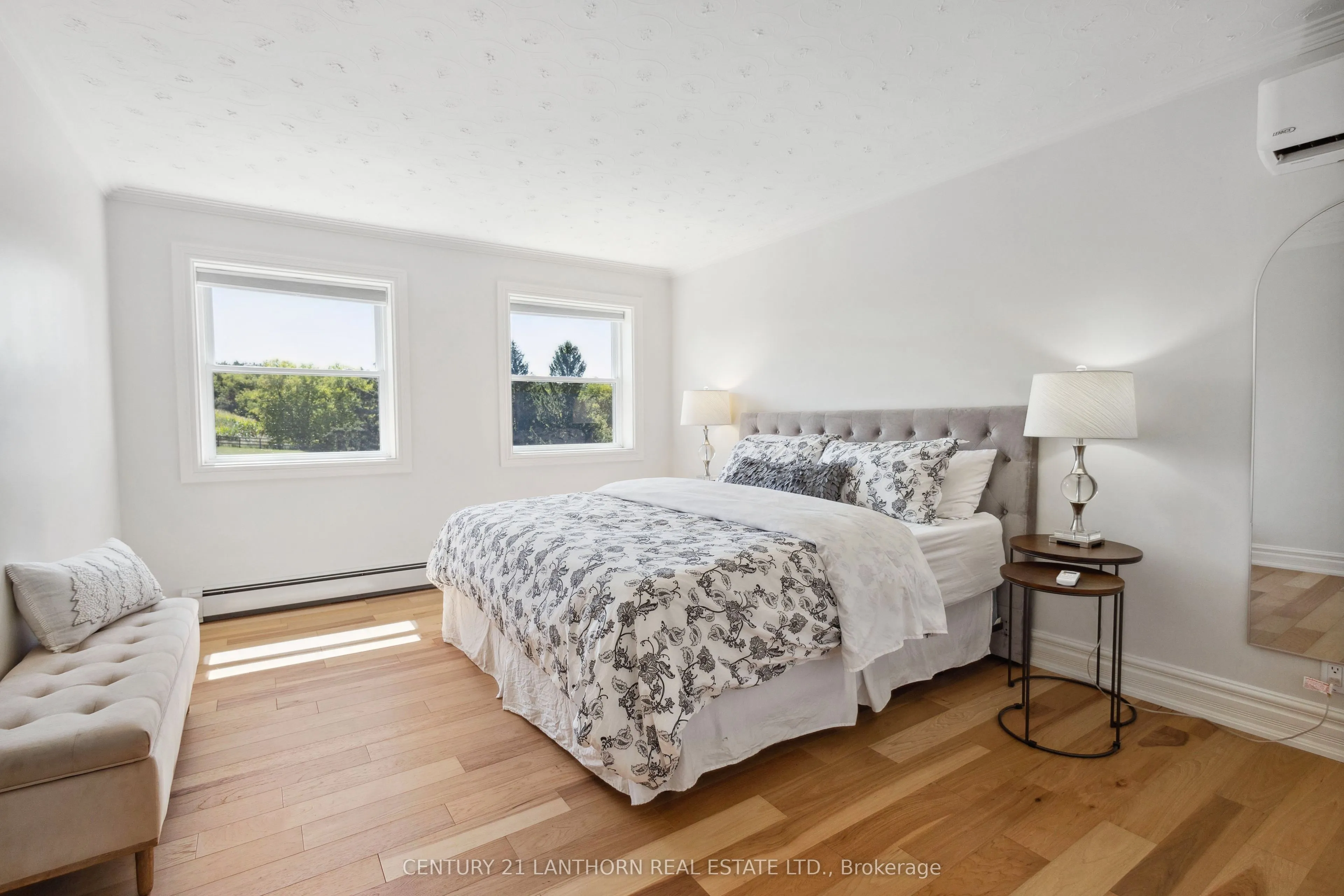 439 Oak Lake Road