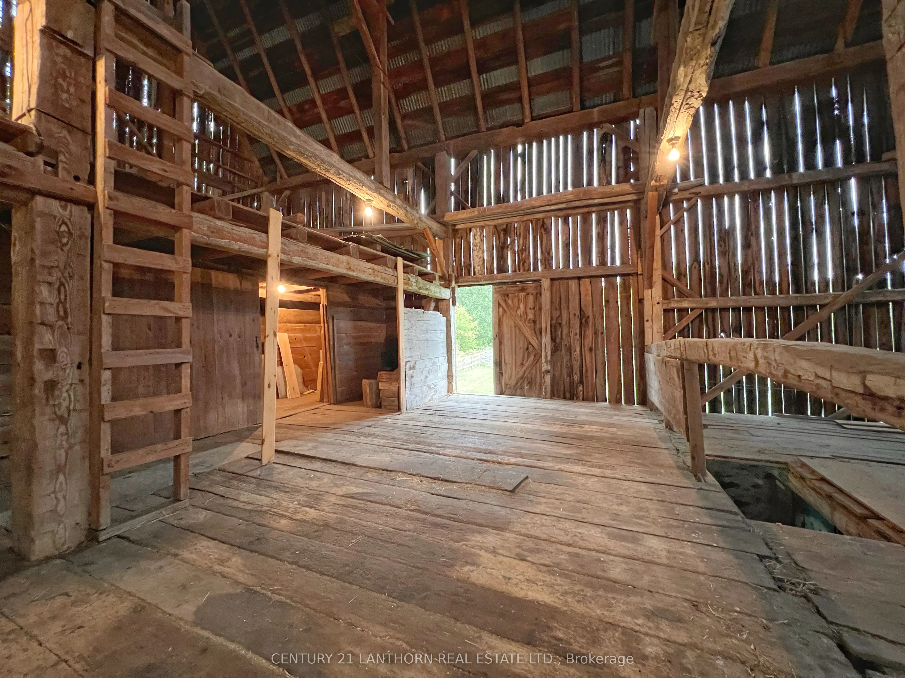 439 Oak Lake Road