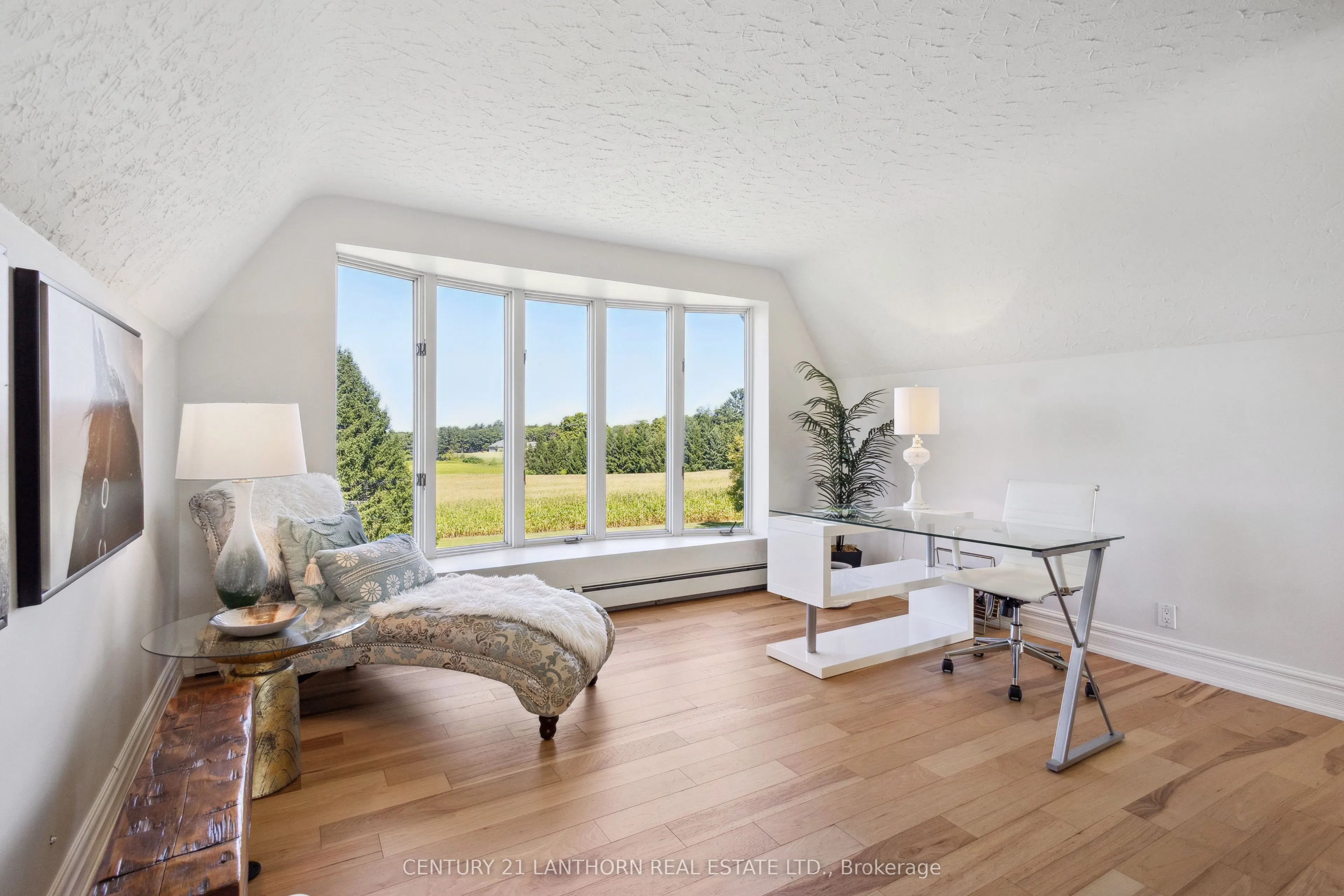 439 Oak Lake Road