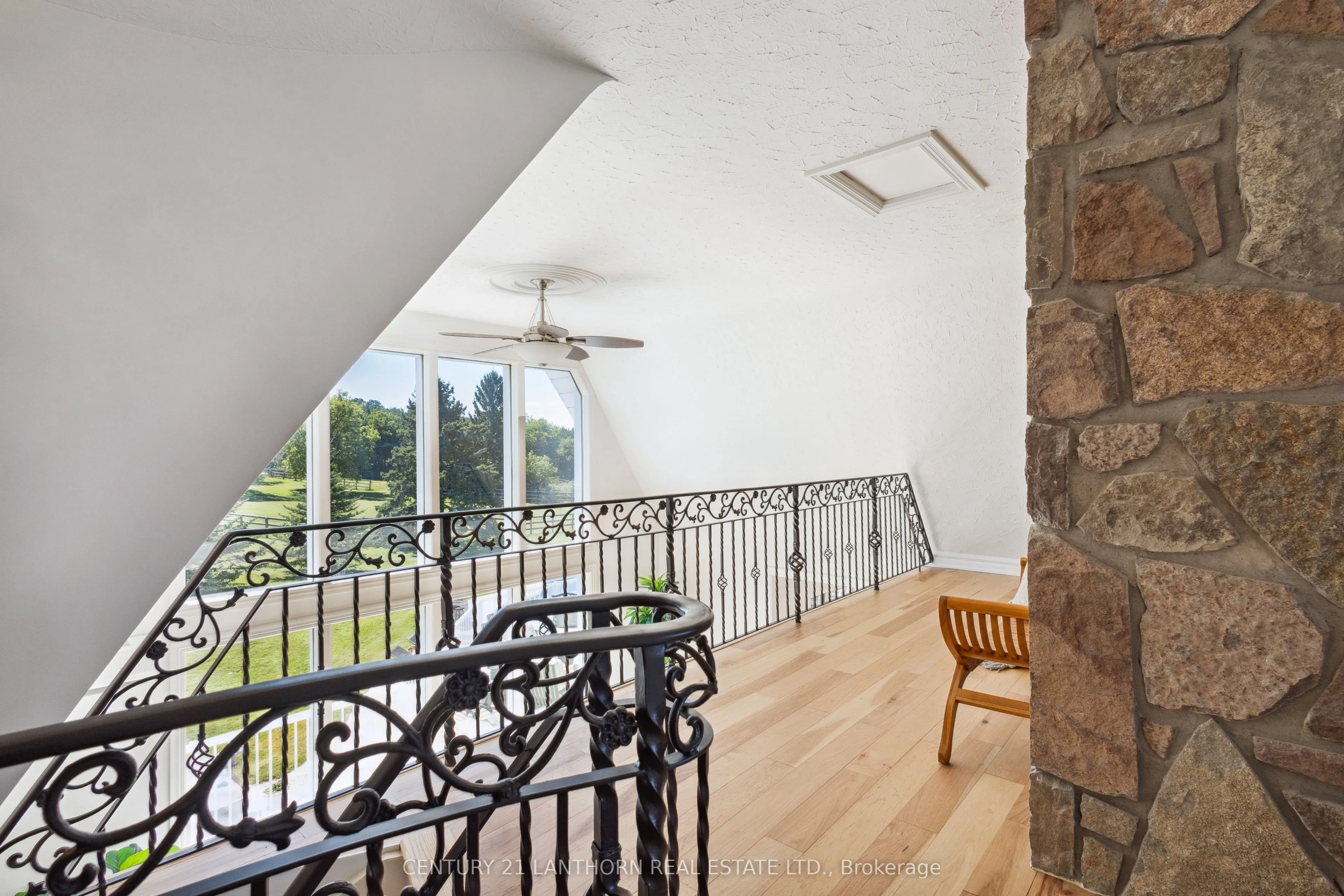 439 Oak Lake Road