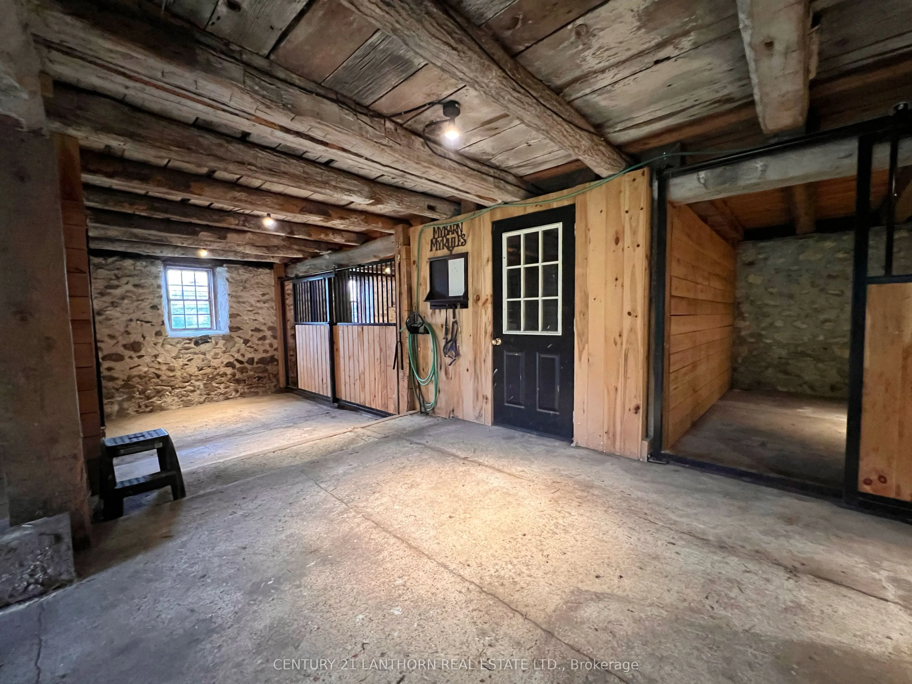 439 Oak Lake Road