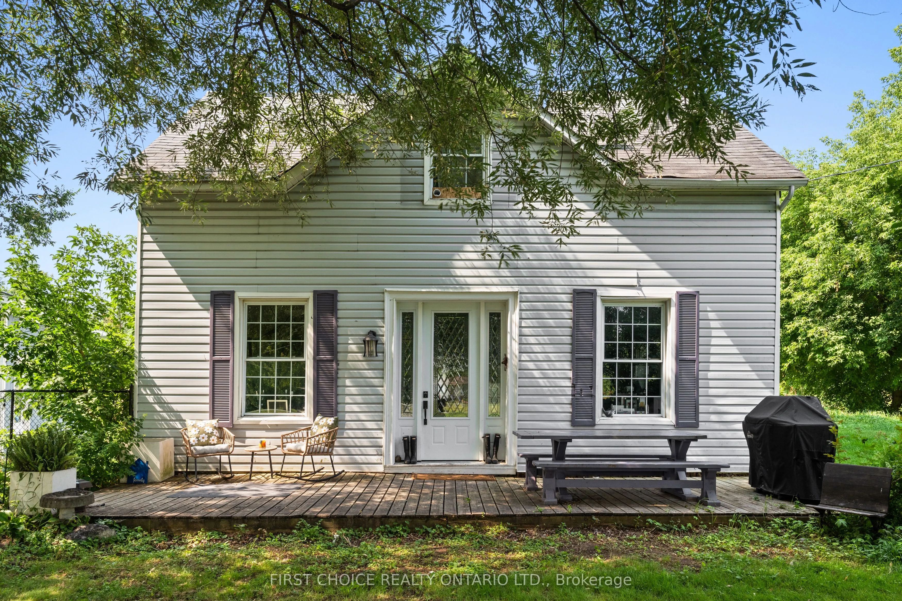 8 Campbell Reid Court